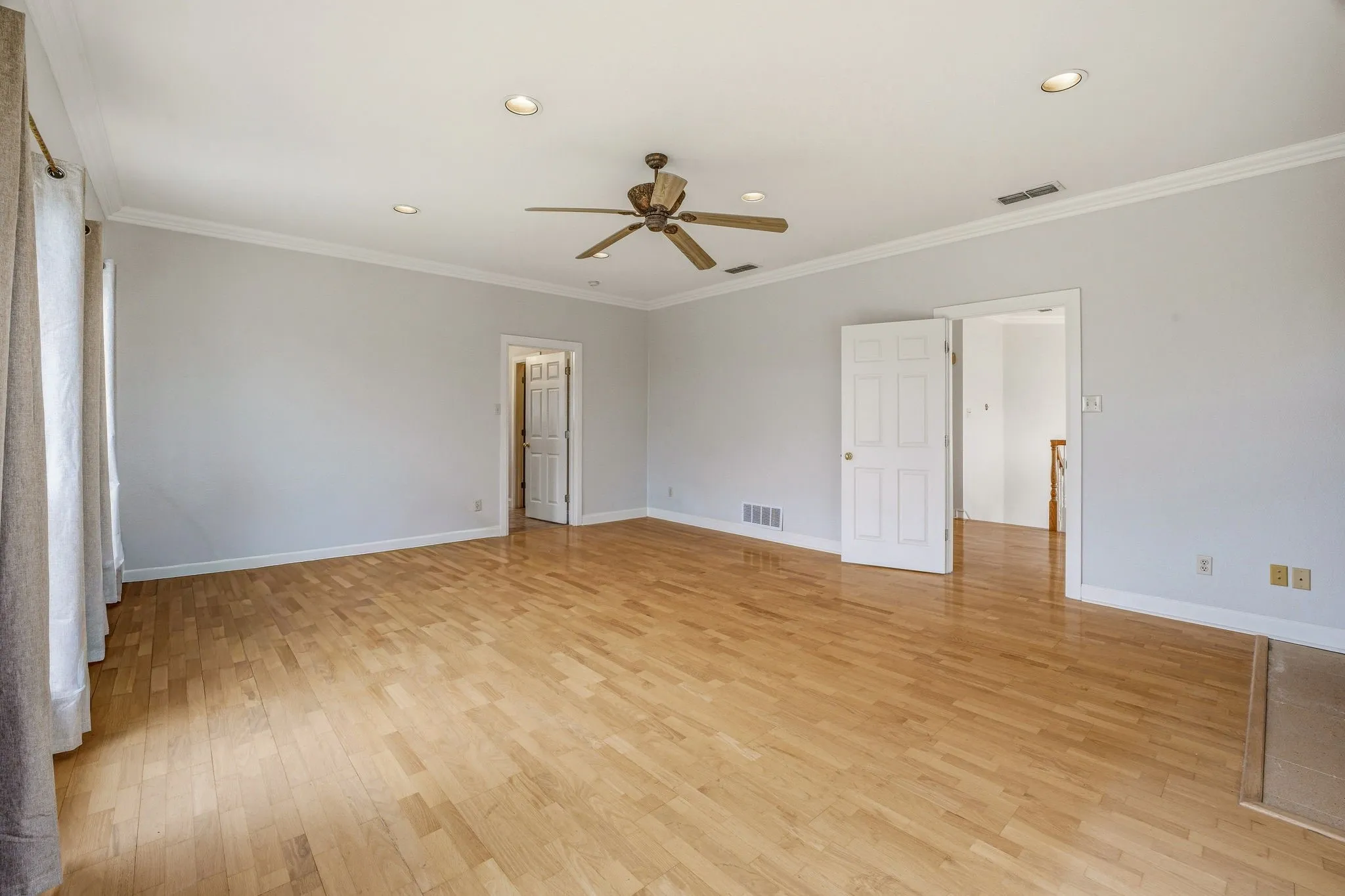Farm For Sale in Erath County , 14360 cr156, Bluff Dale, Texas 76433, 3 Bedroom, 5 Bathroom, 3 Garage spaces, 3,556 Sqft, built in 2001, mls#21244782, Real Estate Agent in Bluff Dale, Homes For Sale in Erath county, Homes For Sale in Bluff Dale, Realtor in Bluff Dale Texas, Real Estate Brokerage Independent Realty Texas, Luminita Cordes Realtor
