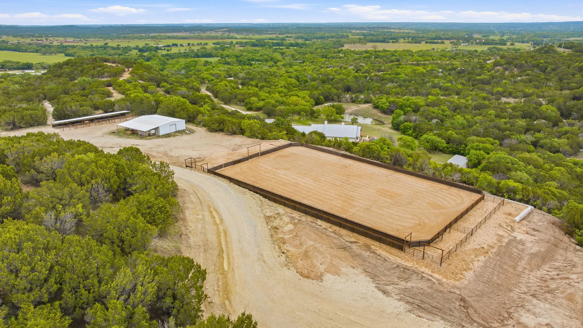 Farm For Sale in Erath County , 14360 cr156, Bluff Dale, Texas 76433, 3 Bedroom, 5 Bathroom, 3 Garage spaces, 3,556 Sqft, built in 2001, mls#21244782, Real Estate Agent in Bluff Dale, Homes For Sale in Erath county, Homes For Sale in Bluff Dale, Realtor in Bluff Dale Texas, Real Estate Brokerage Independent Realty Texas, Luminita Cordes Realtor