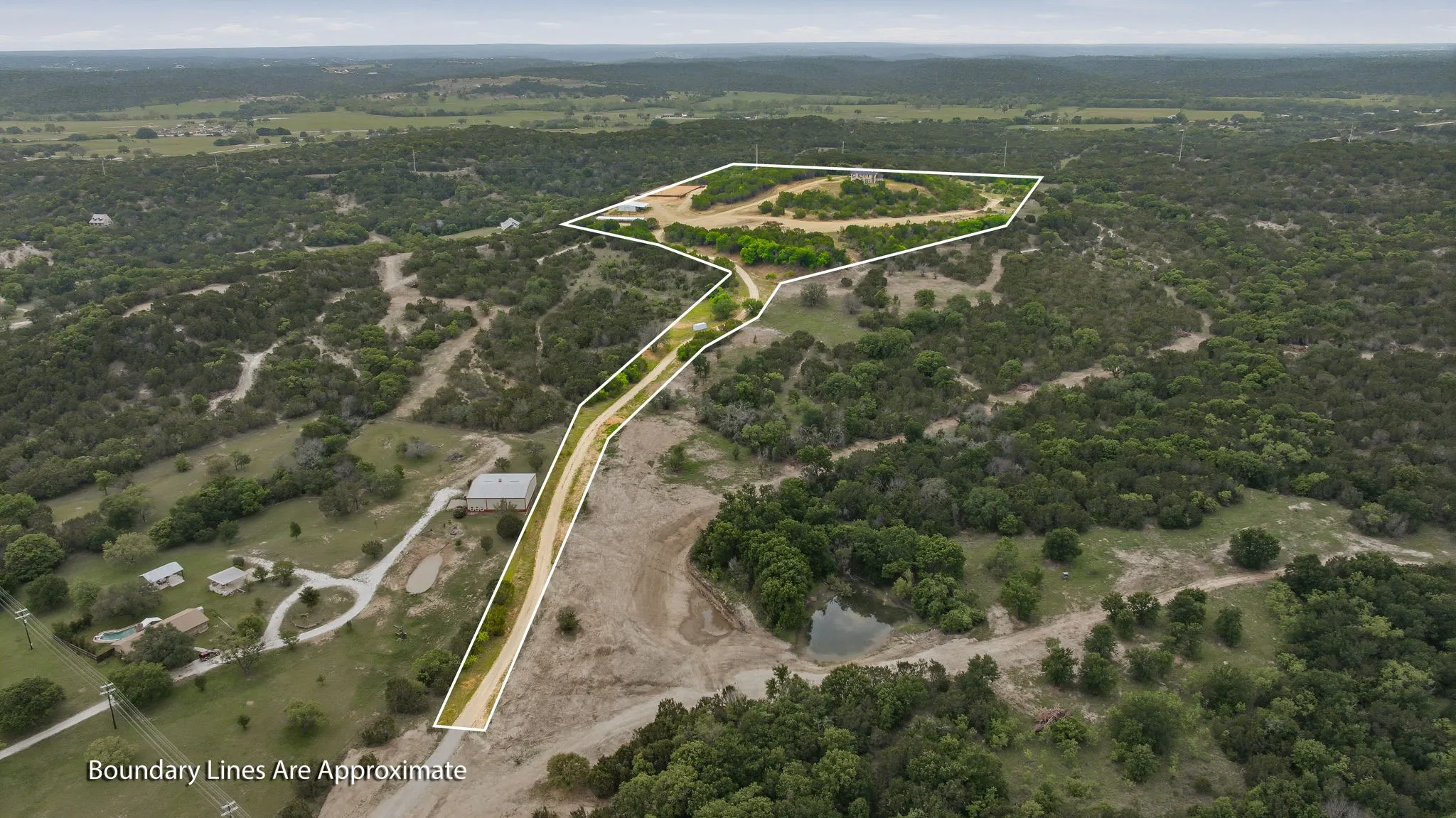 Farm For Sale in Erath County , 14360 cr156, Bluff Dale, Texas 76433, 3 Bedroom, 5 Bathroom, 3 Garage spaces, 3,556 Sqft, built in 2001, mls#21244782, Real Estate Agent in Bluff Dale, Homes For Sale in Erath county, Homes For Sale in Bluff Dale, Realtor in Bluff Dale Texas, Real Estate Brokerage Independent Realty Texas, Luminita Cordes Realtor