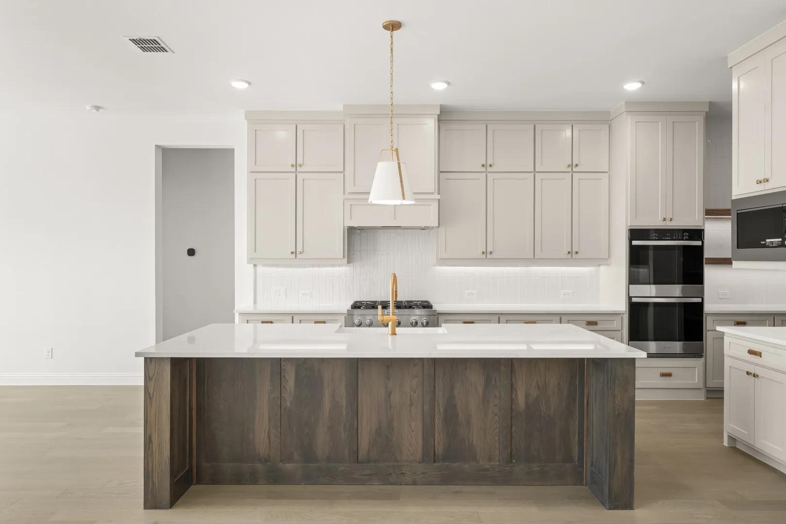 1833 Wheatgrass- Kitchen-1