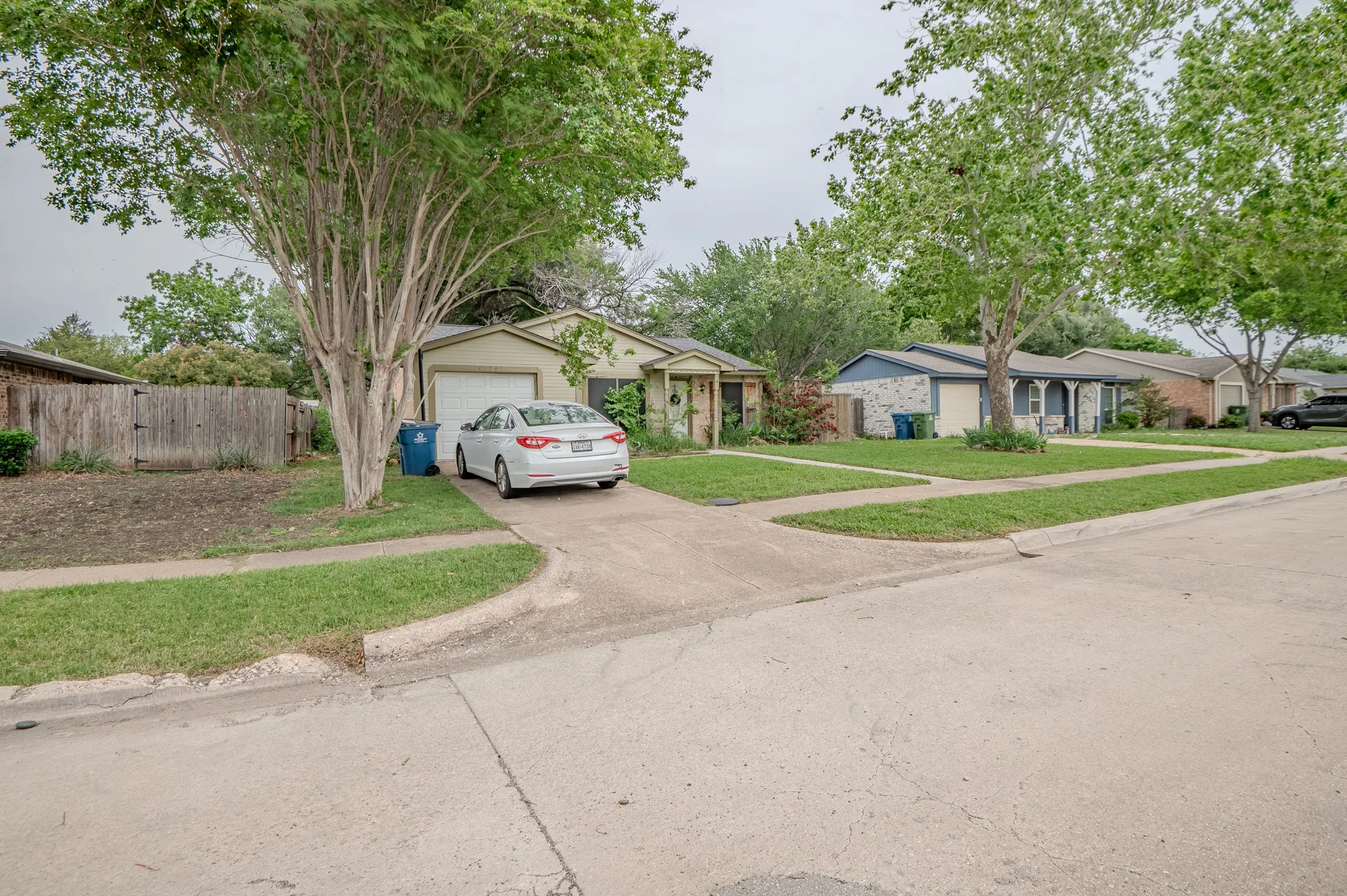 Single Family Residence For Sale in Denton County , 4220 Malone Avenue, The Colony, Texas 75056, 3 Bedroom, 2 Bathroom, 1 Garage spaces, 1,080 Sqft, built in 1984, mls#21242863, Real Estate Agent in The Colony, Homes For Sale in Denton county, Homes For Sale in The Colony, Realtor in The Colony Texas, Real Estate Brokerage Independent Realty Texas, Luminita Cordes Realtor