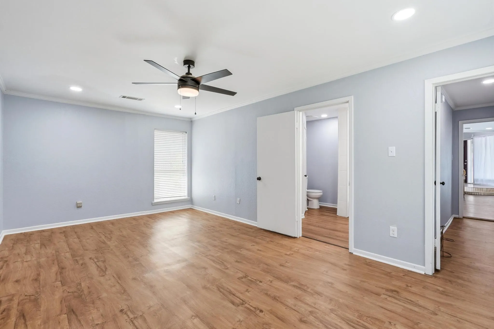 Single Family Residence For Sale in Taylor County , 1501 Edgewater Road, Abilene, Texas 79602, 3 Bedroom, 2 Bathroom, Garage spaces, 2,055 Sqft, built in 1981, mls#21244783, Real Estate Agent in Abilene, Homes For Sale in Taylor county, Homes For Sale in Abilene, Realtor in Abilene Texas, Real Estate Brokerage Independent Realty Texas, Luminita Cordes Realtor