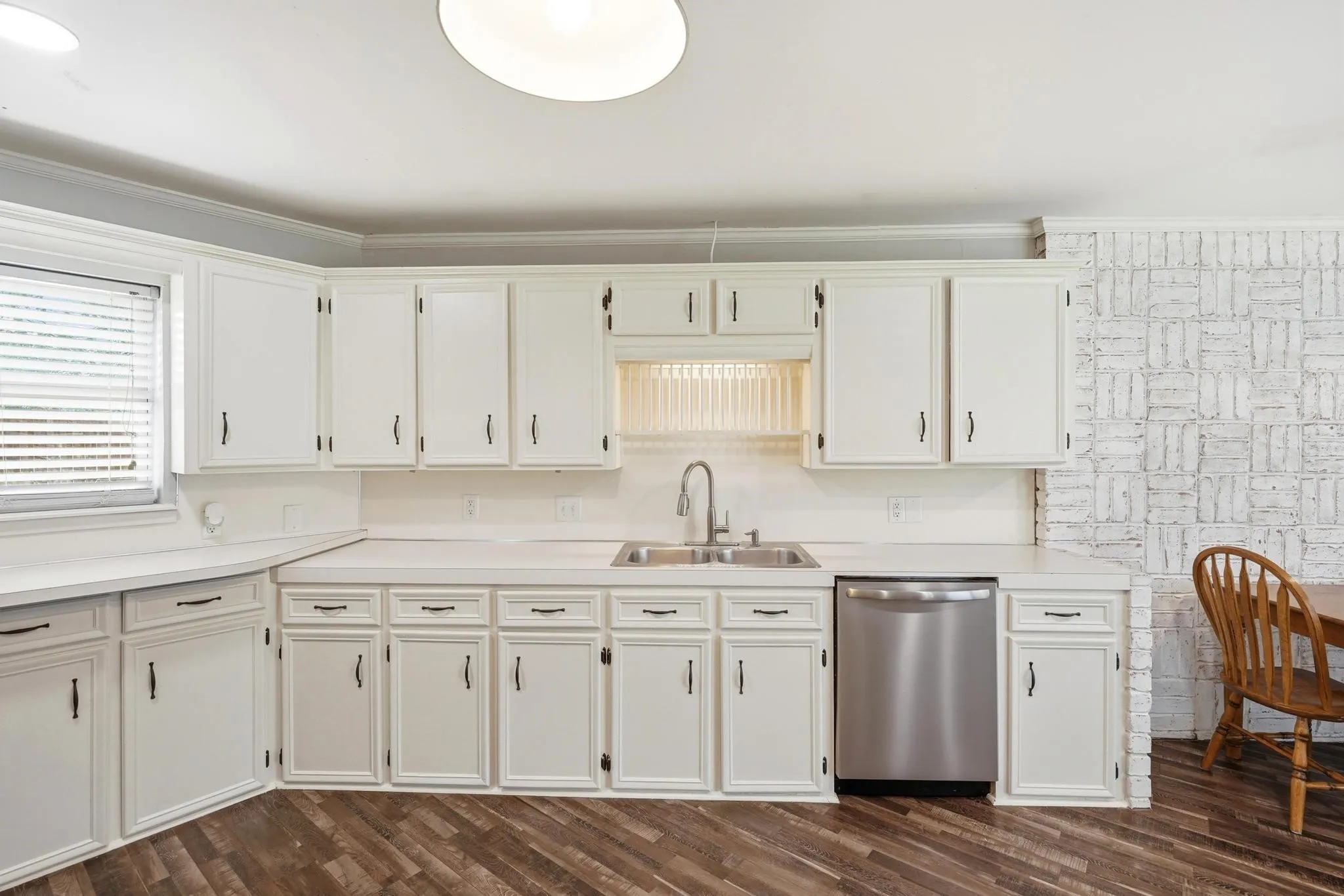 Single Family Residence For Sale in Taylor County , 1501 Edgewater Road, Abilene, Texas 79602, 3 Bedroom, 2 Bathroom, Garage spaces, 2,055 Sqft, built in 1981, mls#21244783, Real Estate Agent in Abilene, Homes For Sale in Taylor county, Homes For Sale in Abilene, Realtor in Abilene Texas, Real Estate Brokerage Independent Realty Texas, Luminita Cordes Realtor