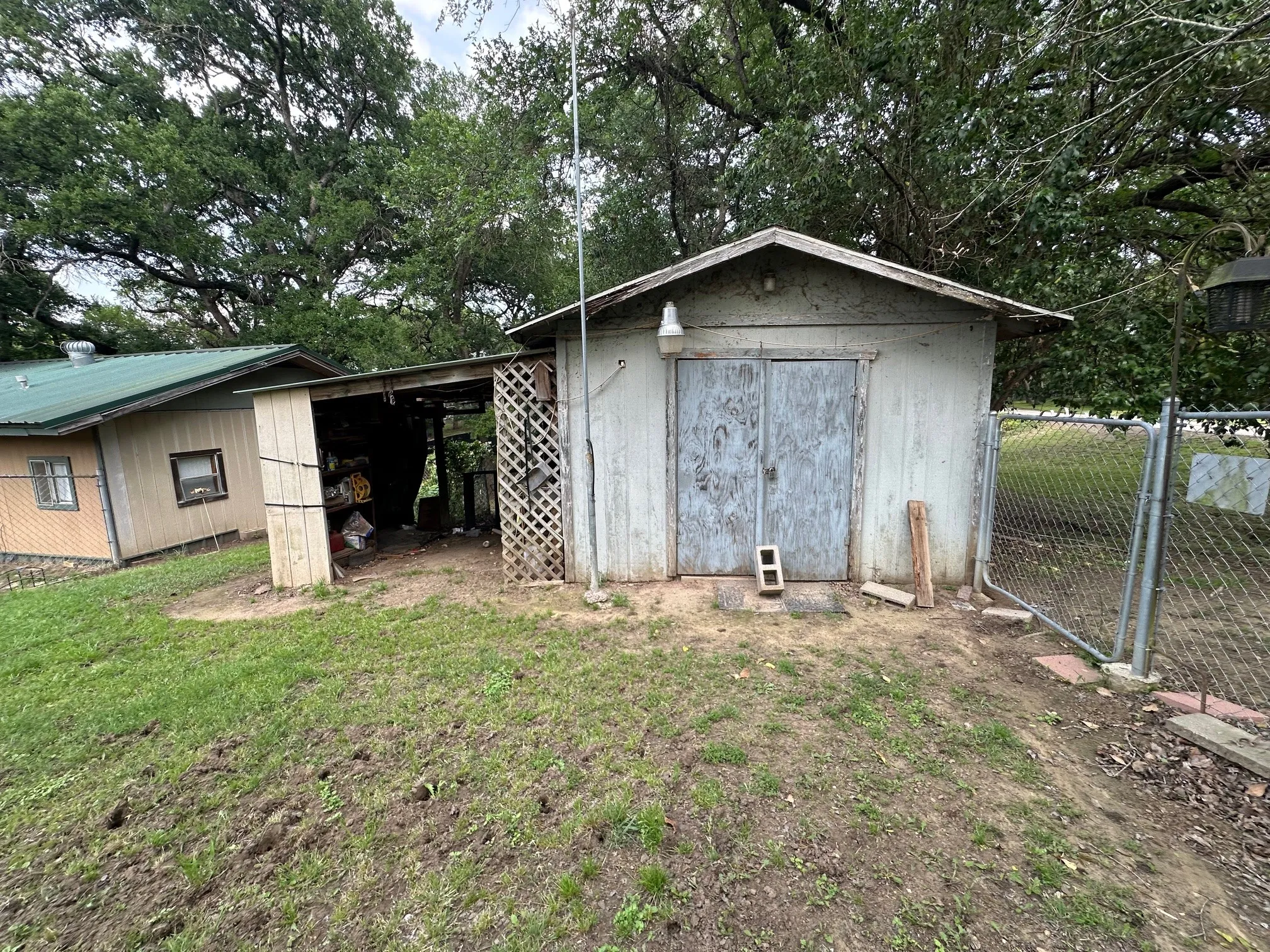 Improved Land For Sale in Navarro County , 4190 County Road 3207, Dawson, Texas 76639, 0, 0, Garage spaces, 0 Sqft, built in 0, Price $60,000, mls#21244958, Real Estate Agent in Dawson, Homes For Sale in Navarro county, Homes For Sale in Dawson, Realtor in Dawson Texas, Real Estate Brokerage Independent Realty Texas, Luminita Cordes Realtor
