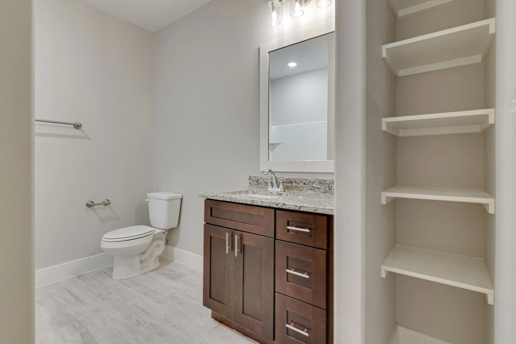 Apartment For Rent in Denton County , 115 W Jones 102, Krum, Texas 76249, 2 Bedrooms, 2 Bathrooms, Garage spaces, 968 Sqft, built in 2023, New Construction - Complete, Price $1,450, mls#21242898, Real Estate Agent in Krum, Homes For Rent in Denton county, Homes For Rent in Krum, Realtor in Krum Texas, Real Estate Brokerage Independent Realty Texas, Luminita Cordes Realtor