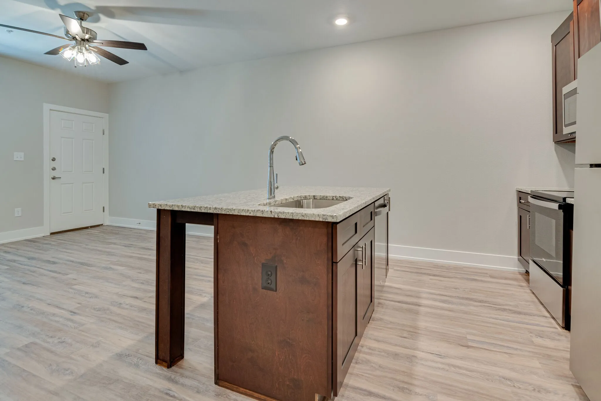 Apartment For Rent in Denton County , 115 W Jones 102, Krum, Texas 76249, 2 Bedrooms, 2 Bathrooms, Garage spaces, 968 Sqft, built in 2023, New Construction - Complete, Price $1,450, mls#21242898, Real Estate Agent in Krum, Homes For Rent in Denton county, Homes For Rent in Krum, Realtor in Krum Texas, Real Estate Brokerage Independent Realty Texas, Luminita Cordes Realtor
