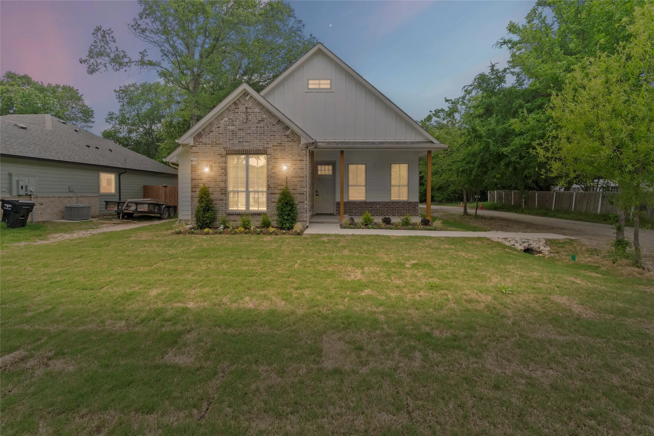 Single Family Residence For Sale in Hunt County , 717 Hemlock Drive, West Tawakoni, Texas 75474, 4 Bedrooms, 2 Bathrooms, 2 Garage spaces, 1,828 Sqft, built in 2026, Price $299,972, mls#21244998, Real Estate Agent in West Tawakoni, Homes For Sale in Hunt county, Homes For Sale in West Tawakoni, Realtor in West Tawakoni Texas, Real Estate Brokerage Independent Realty Texas, Luminita Cordes Realtor