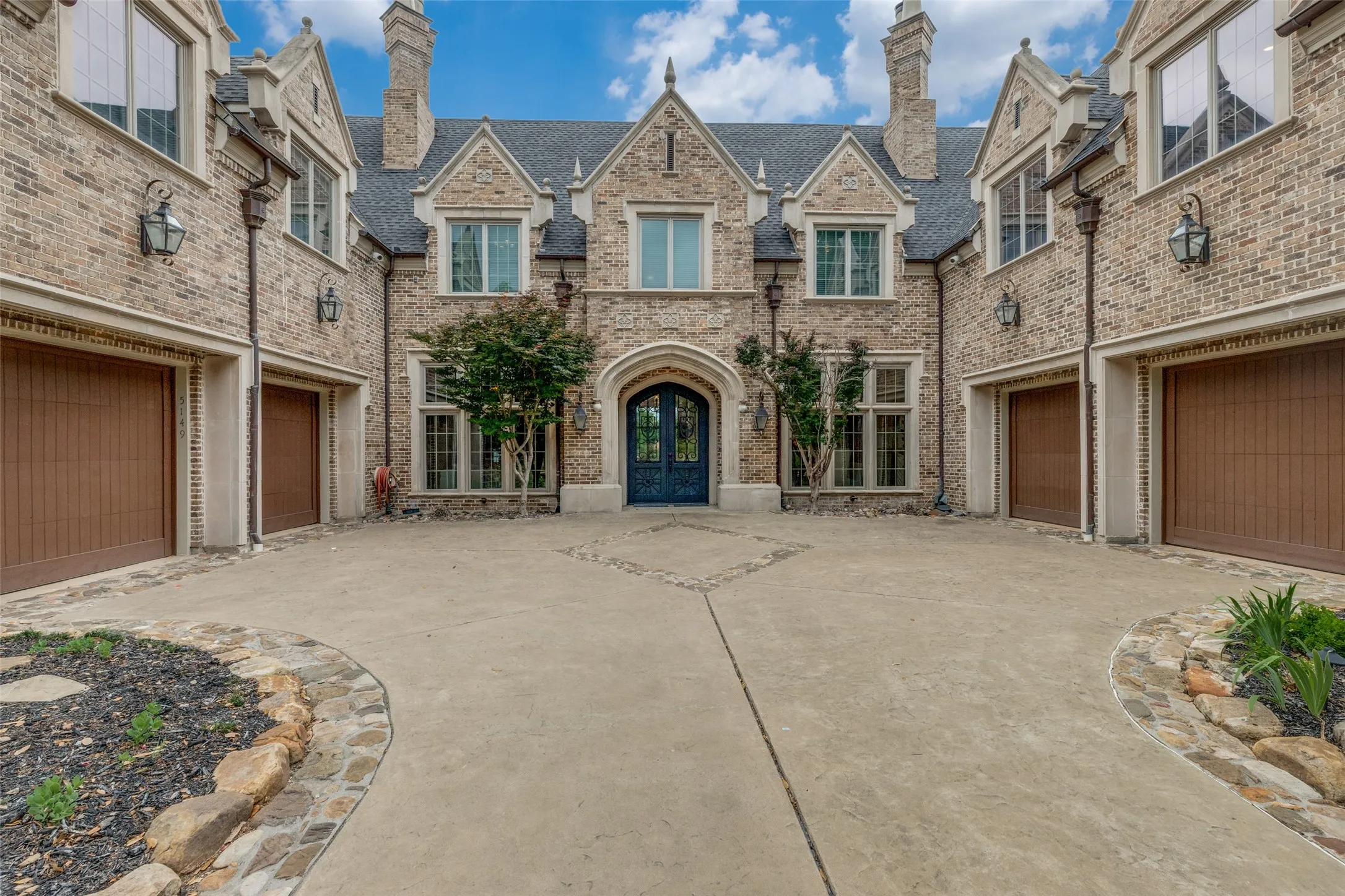 Single Family Residence For Sale in Collin County , 5149 Brandywine Lane, Frisco, Texas 75034, 5 Bedroom, 6 Bathroom, 4 Garage spaces, 7,619 Sqft, built in 2001, Preowned, mls#21241862, Real Estate Agent in Frisco, Homes For Sale in Collin county, Homes For Sale in Frisco, Realtor in Frisco Texas, Real Estate Brokerage Independent Realty Texas, Luminita Cordes Realtor