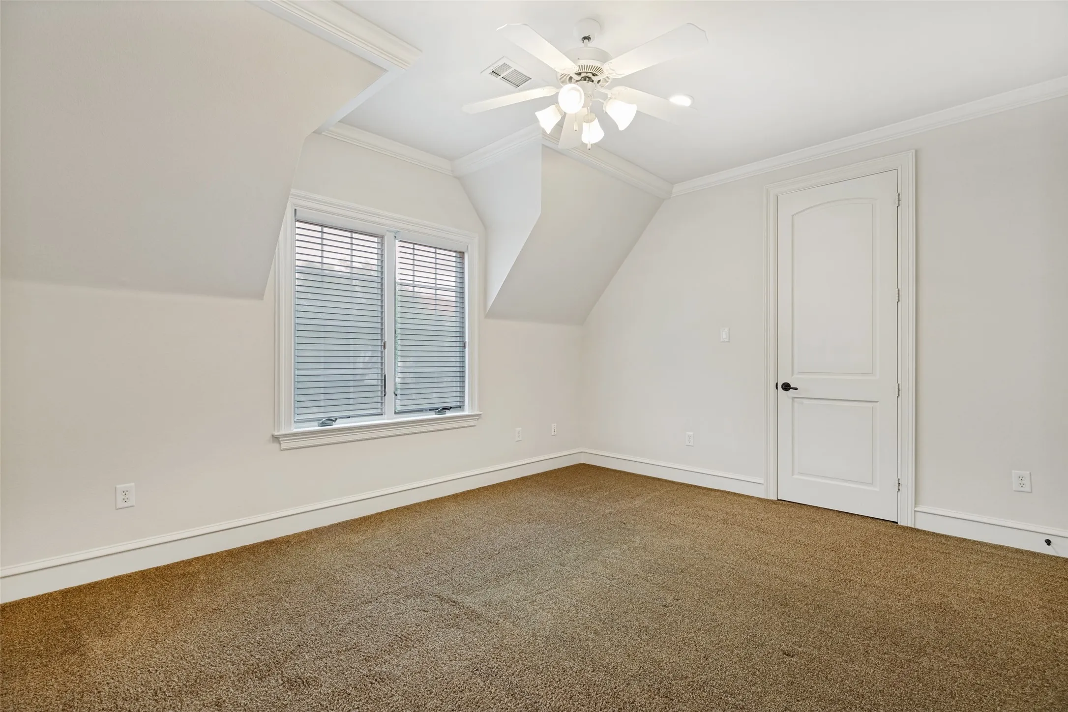 Single Family Residence For Sale in Collin County , 5149 Brandywine Lane, Frisco, Texas 75034, 5 Bedroom, 6 Bathroom, 4 Garage spaces, 7,619 Sqft, built in 2001, Preowned, mls#21241862, Real Estate Agent in Frisco, Homes For Sale in Collin county, Homes For Sale in Frisco, Realtor in Frisco Texas, Real Estate Brokerage Independent Realty Texas, Luminita Cordes Realtor