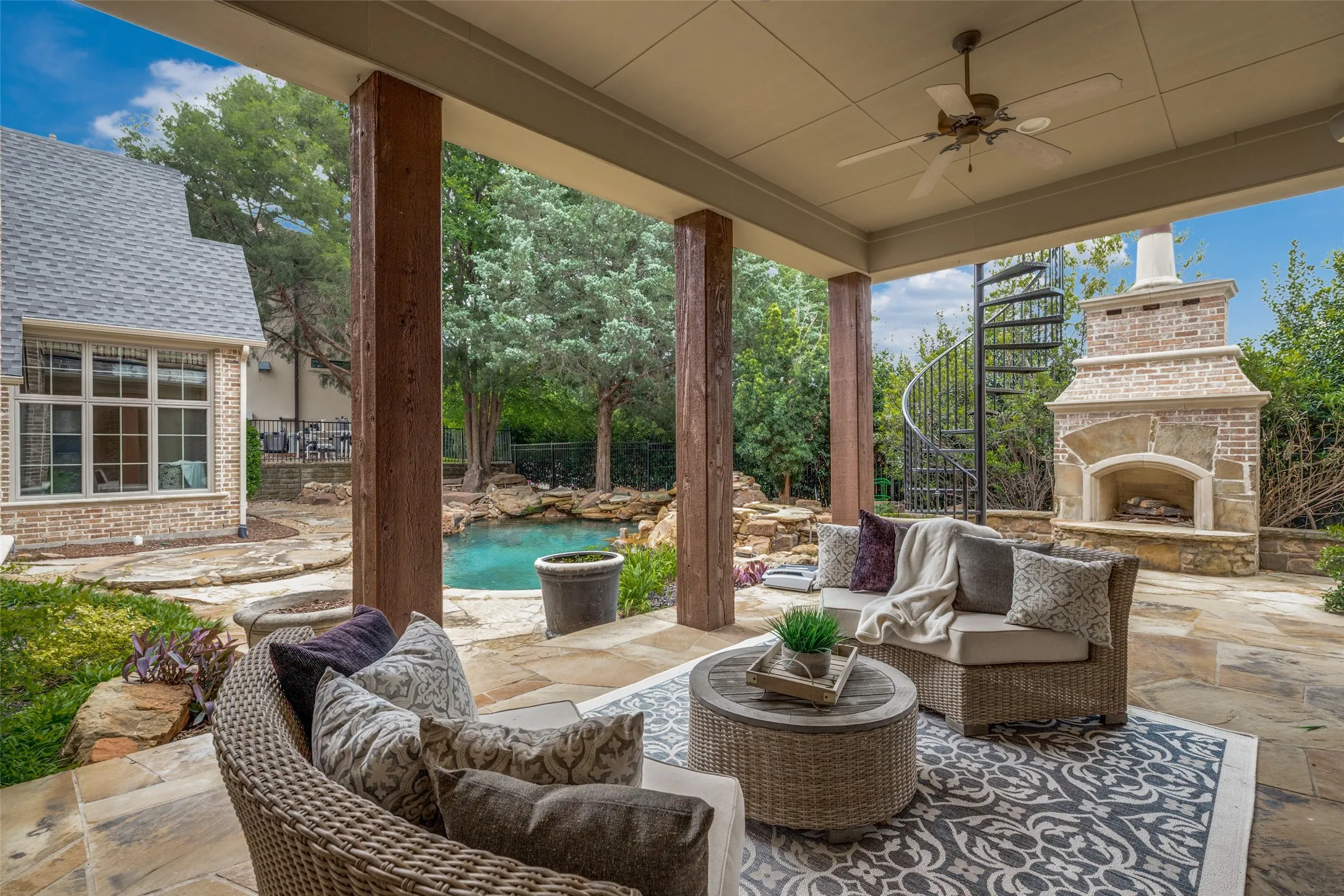 Single Family Residence For Sale in Collin County , 5149 Brandywine Lane, Frisco, Texas 75034, 5 Bedroom, 6 Bathroom, 4 Garage spaces, 7,619 Sqft, built in 2001, Preowned, mls#21241862, Real Estate Agent in Frisco, Homes For Sale in Collin county, Homes For Sale in Frisco, Realtor in Frisco Texas, Real Estate Brokerage Independent Realty Texas, Luminita Cordes Realtor