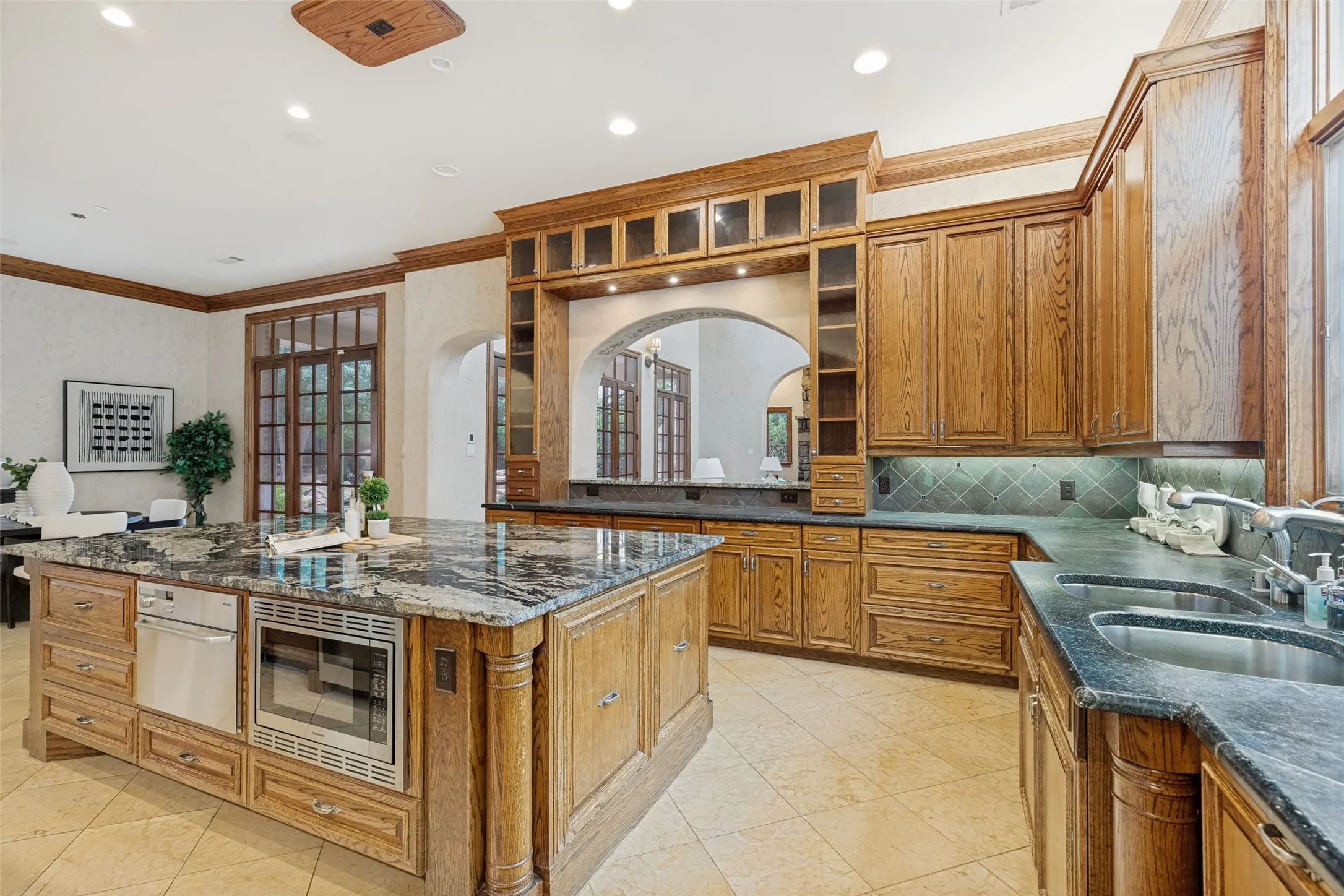 Single Family Residence For Sale in Collin County , 5149 Brandywine Lane, Frisco, Texas 75034, 5 Bedroom, 6 Bathroom, 4 Garage spaces, 7,619 Sqft, built in 2001, Preowned, mls#21241862, Real Estate Agent in Frisco, Homes For Sale in Collin county, Homes For Sale in Frisco, Realtor in Frisco Texas, Real Estate Brokerage Independent Realty Texas, Luminita Cordes Realtor