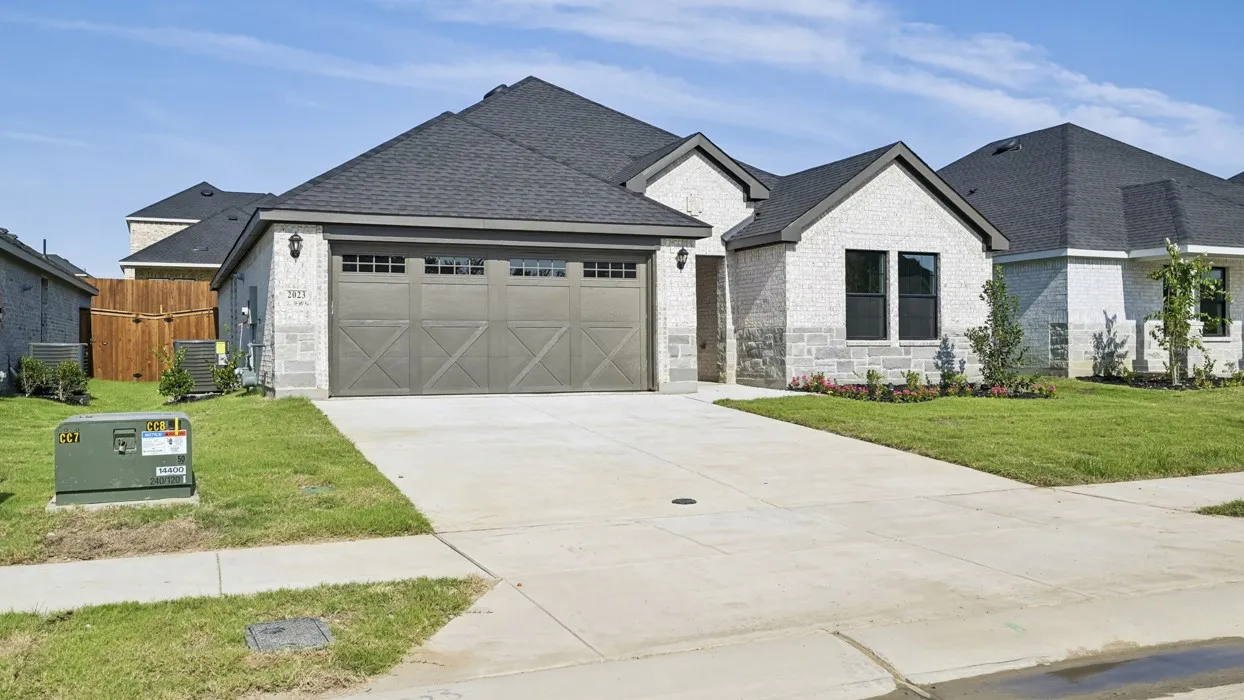 Single Family Residence For Sale in Collin County , 2023 Serene Springs Road, Celina, Texas 75009, 4 Bedroom, 2 Bathroom, 2 Garage spaces, 1,681 Sqft, built in 2026, New Construction - Incomplete, mls#21245067, Real Estate Agent in Celina, Homes For Sale in Collin county, Homes For Sale in Celina, Realtor in Celina Texas, Real Estate Brokerage Independent Realty Texas, Luminita Cordes Realtor