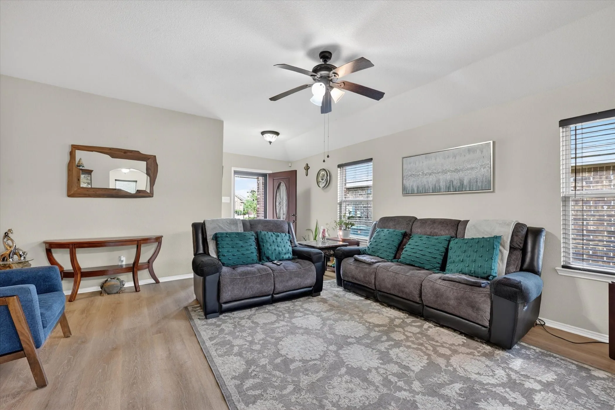 Single Family Residence For Sale in Kaufman County , 1420 Arabella Avenue, Forney, Texas 75126, 4 Bedroom, 2 Bathroom, 2 Garage spaces, 1,636 Sqft, built in 2016, mls#21243919, Real Estate Agent in Forney, Homes For Sale in Kaufman county, Homes For Sale in Forney, Realtor in Forney Texas, Real Estate Brokerage Independent Realty Texas, Luminita Cordes Realtor