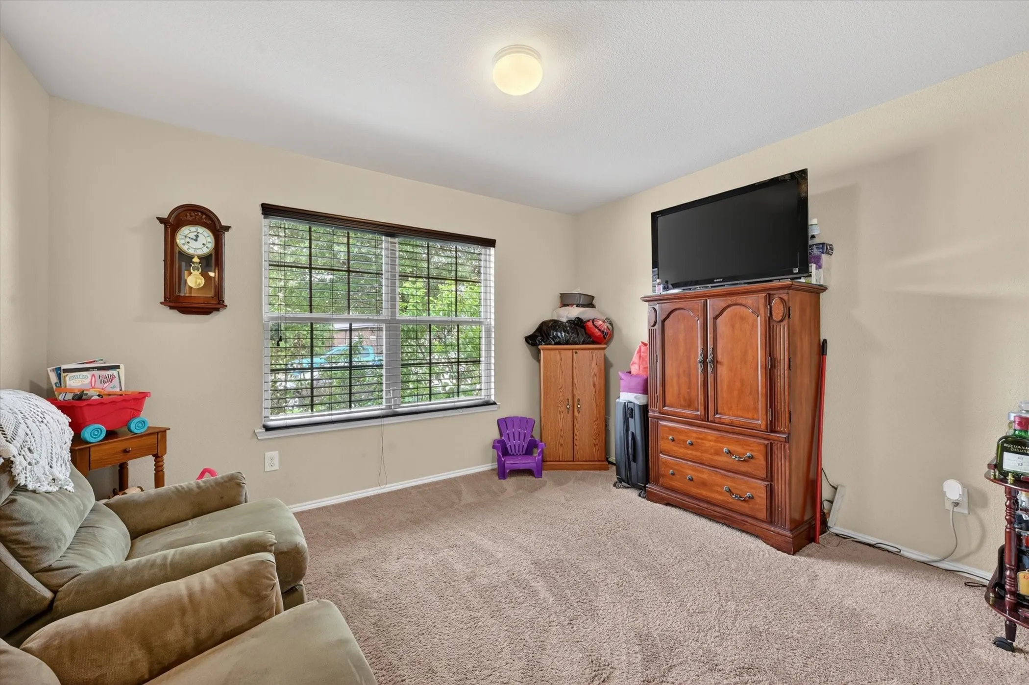 Single Family Residence For Sale in Kaufman County , 1420 Arabella Avenue, Forney, Texas 75126, 4 Bedroom, 2 Bathroom, 2 Garage spaces, 1,636 Sqft, built in 2016, mls#21243919, Real Estate Agent in Forney, Homes For Sale in Kaufman county, Homes For Sale in Forney, Realtor in Forney Texas, Real Estate Brokerage Independent Realty Texas, Luminita Cordes Realtor