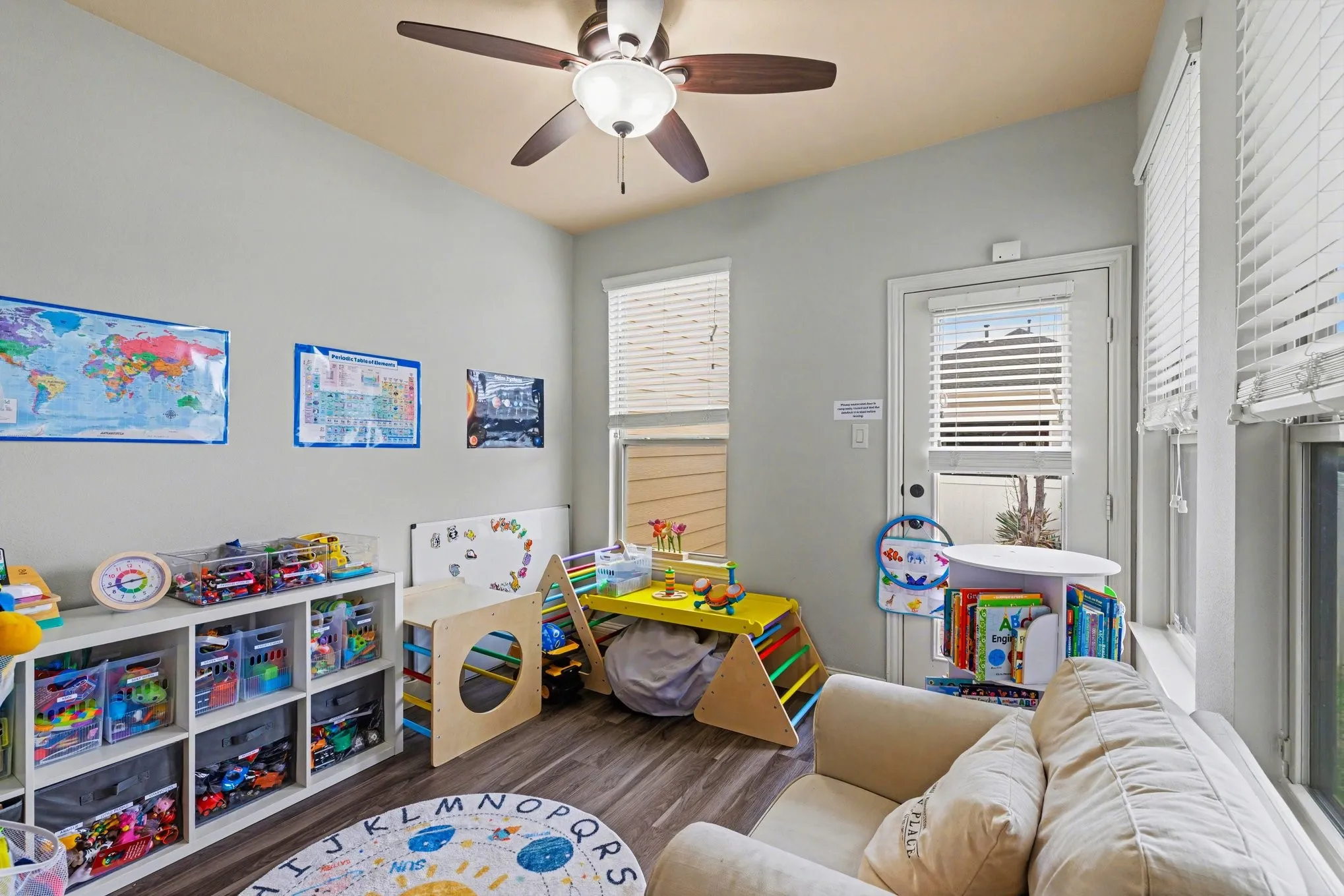 Single Family Residence For Sale in Denton County , 1229 Hayden Lane, Savannah, Texas 76227, 5 Bedroom, 3 Bathroom, 2 Garage spaces, 2,718 Sqft, built in 2011, Preowned, mls#21244744, Real Estate Agent in Savannah, Homes For Sale in Denton county, Homes For Sale in Savannah, Realtor in Savannah Texas, Real Estate Brokerage Independent Realty Texas, Luminita Cordes Realtor