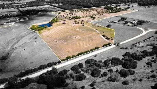 Farm For Sale in Coryell County , 601 County Road 60, Gatesville, Texas 76528, 1 Bedroom, 1 Bathroom, Garage spaces, 512 Sqft, built in 2015, Preowned, mls#21245044, Real Estate Agent in Gatesville, Homes For Sale in Coryell county, Homes For Sale in Gatesville, Realtor in Gatesville Texas, Real Estate Brokerage Independent Realty Texas, Luminita Cordes Realtor