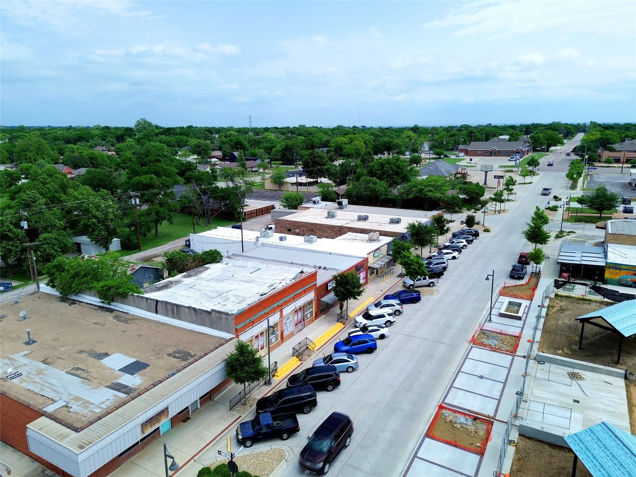 Retail For Sale in Wise County , 1020 Halsell Street, Bridgeport, Texas 76426, 0, 0, Garage spaces, 0 Sqft, built in 1920, Preowned, Price $415,000, mls#21239071, Real Estate Agent in Bridgeport, Homes For Sale in Wise county, Homes For Sale in Bridgeport, Realtor in Bridgeport Texas, Real Estate Brokerage Independent Realty Texas, Luminita Cordes Realtor