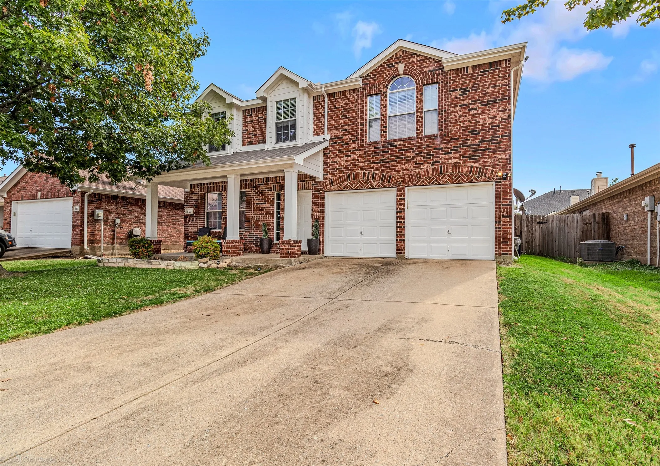 Single Family Residence For Sale in Kaufman County , 503 Pinto Lane, Forney, Texas 75126, 4 Bedrooms, 3 Bathrooms, 2 Garage spaces, 2,580 Sqft, built in 2002, Preowned, Price $374,000, mls#21245138, Real Estate Agent in Forney, Homes For Sale in Kaufman county, Homes For Sale in Forney, Realtor in Forney Texas, Real Estate Brokerage Independent Realty Texas, Luminita Cordes Realtor