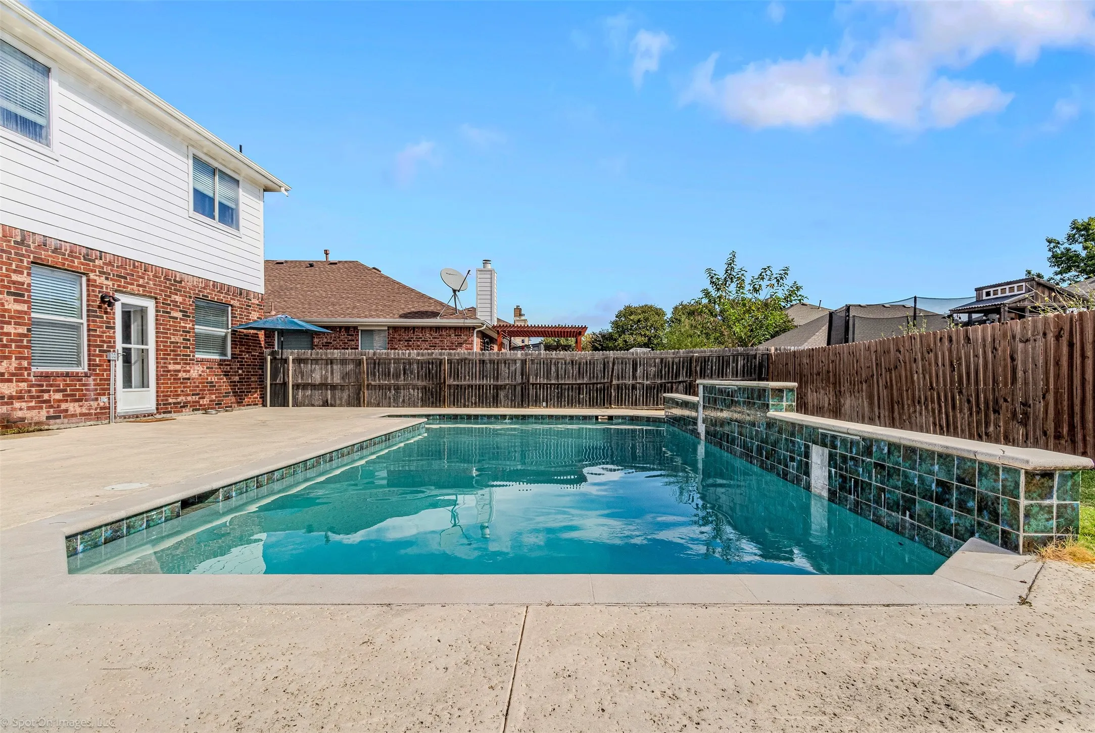 Single Family Residence For Sale in Kaufman County , 503 Pinto Lane, Forney, Texas 75126, 4 Bedrooms, 3 Bathrooms, 2 Garage spaces, 2,580 Sqft, built in 2002, Preowned, Price $374,000, mls#21245138, Real Estate Agent in Forney, Homes For Sale in Kaufman county, Homes For Sale in Forney, Realtor in Forney Texas, Real Estate Brokerage Independent Realty Texas, Luminita Cordes Realtor