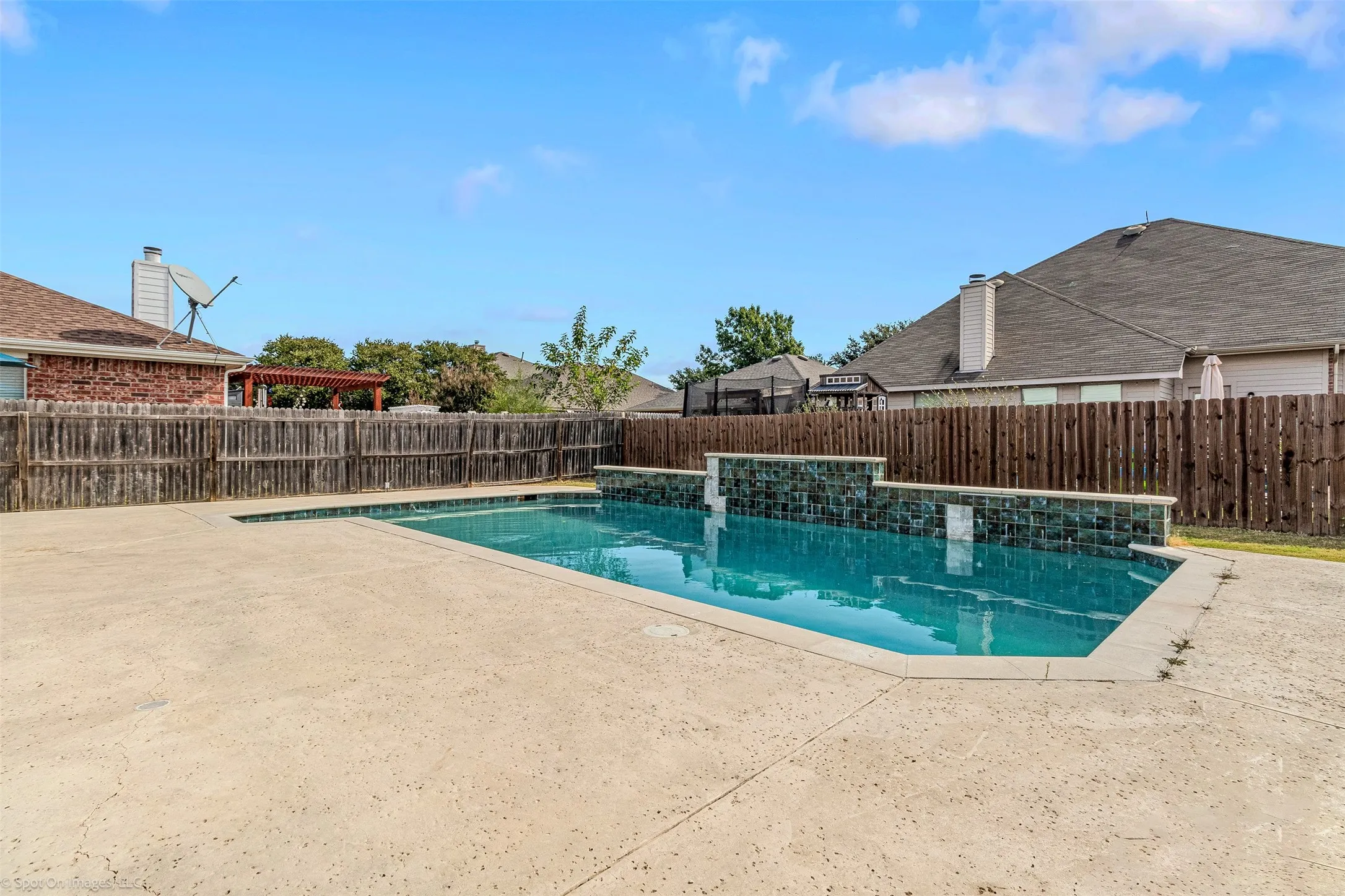 Single Family Residence For Sale in Kaufman County , 503 Pinto Lane, Forney, Texas 75126, 4 Bedrooms, 3 Bathrooms, 2 Garage spaces, 2,580 Sqft, built in 2002, Preowned, Price $374,000, mls#21245138, Real Estate Agent in Forney, Homes For Sale in Kaufman county, Homes For Sale in Forney, Realtor in Forney Texas, Real Estate Brokerage Independent Realty Texas, Luminita Cordes Realtor