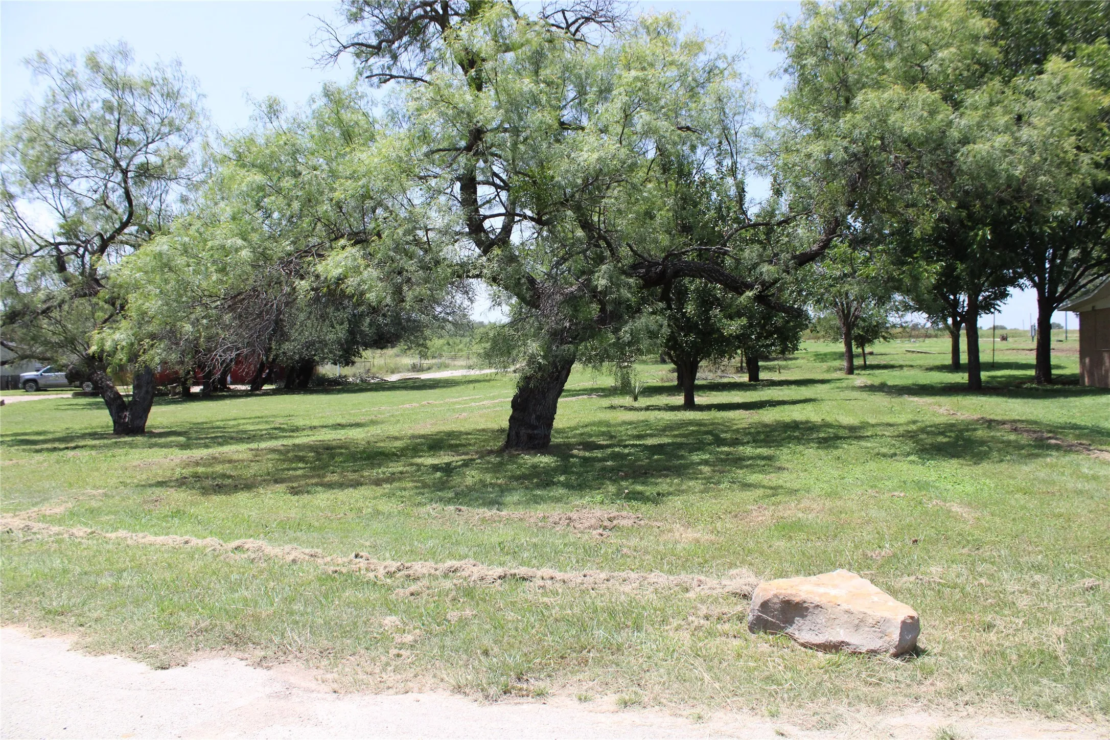 Single Family Residence For Sale in Brown County , 225 Avolyne Avenue, Brownwood, Texas 76801, 2 Bedroom, 3 Bathroom, Garage spaces, 1,432 Sqft, built in 0, mls#21244219, Real Estate Agent in Brownwood, Homes For Sale in Brown county, Homes For Sale in Brownwood, Realtor in Brownwood Texas, Real Estate Brokerage Independent Realty Texas, Luminita Cordes Realtor