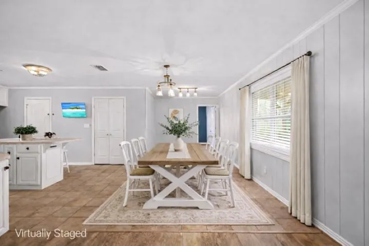 Single Family Residence For Sale in Smith County , 701 Georgia Street, Lindale, Texas 75771, 4 Bedroom, 3 Bathroom, Garage spaces, 1,796 Sqft, built in 1970, mls#21245219, Real Estate Agent in Lindale, Homes For Sale in Smith county, Homes For Sale in Lindale, Realtor in Lindale Texas, Real Estate Brokerage Independent Realty Texas, Luminita Cordes Realtor