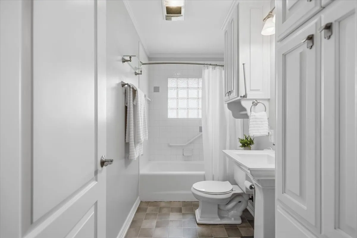 Hall Bath

