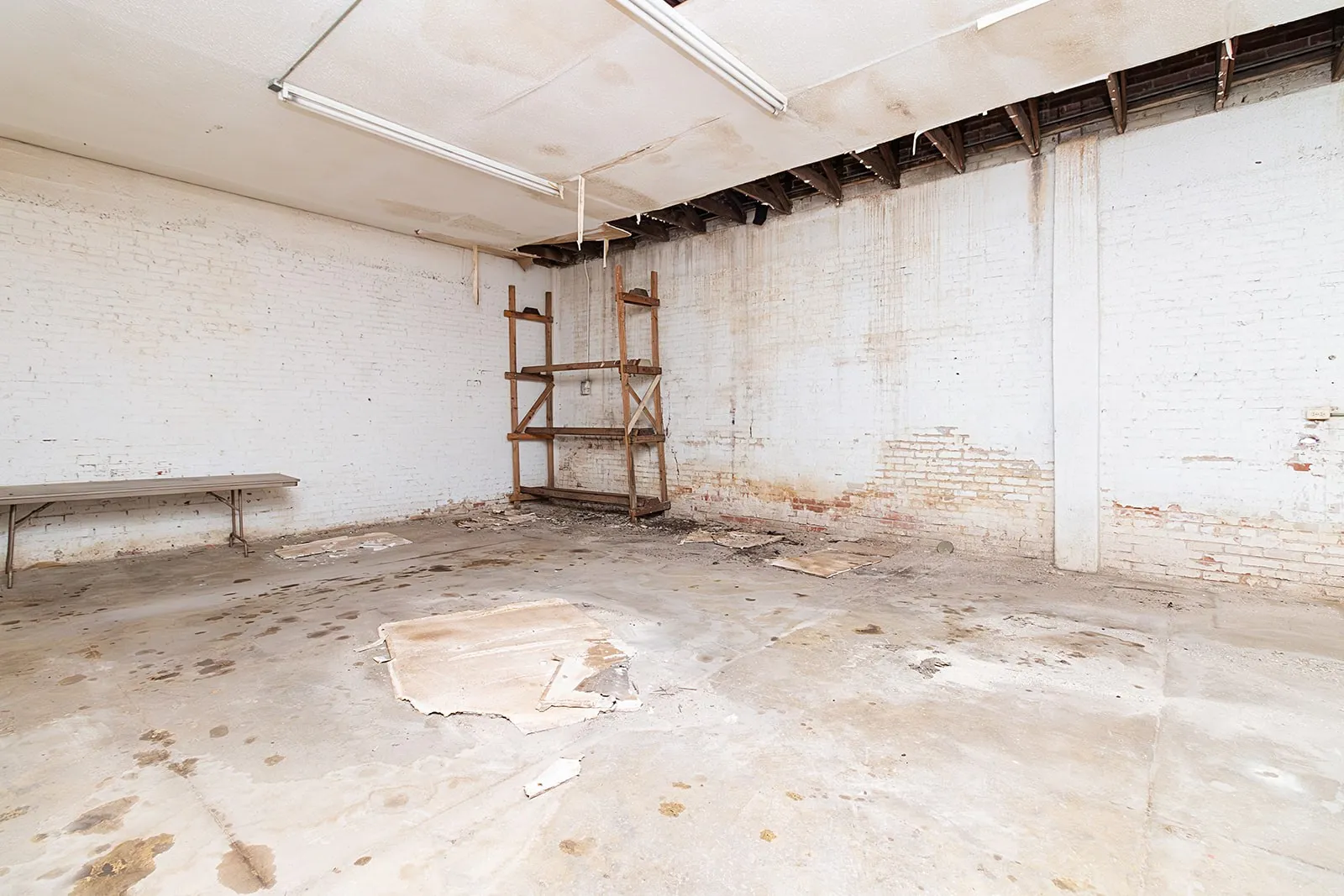 Warehouse For Sale in Mc Culloch County , 213 N Blackburn Street, Brady, Texas 76825, 0, 0, Garage spaces, 0 Sqft, built in 1928, Preowned, Price $96,000, mls#21240604, Real Estate Agent in Brady, Homes For Sale in Mc Culloch county, Homes For Sale in Brady, Realtor in Brady Texas, Real Estate Brokerage Independent Realty Texas, Luminita Cordes Realtor