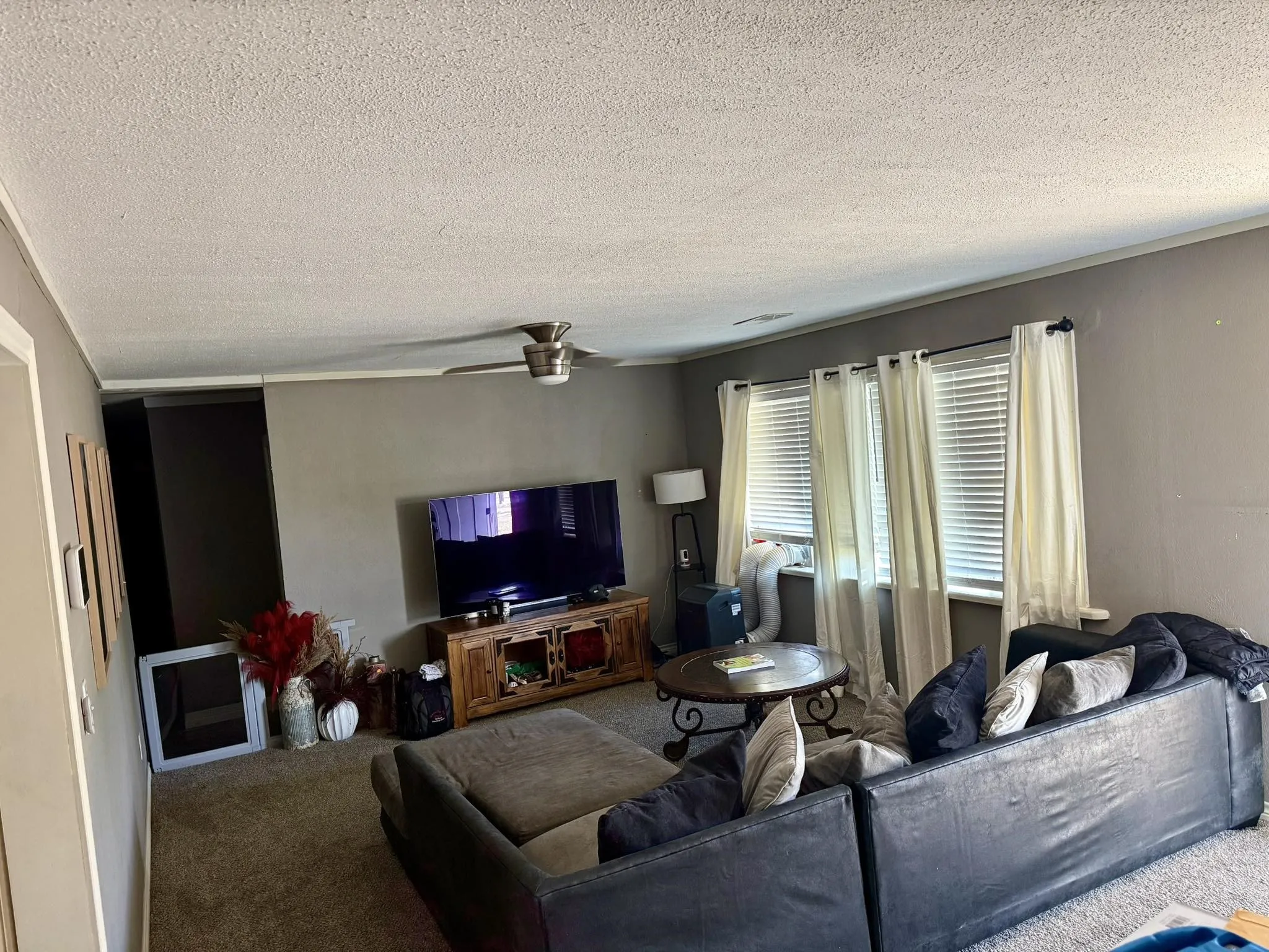 Single Family Residence For Sale in Parker County , 608 Beverly Drive, Willow Park, Texas 76008, 3 Bedrooms, 2 Bathrooms, Garage spaces, 2,040 Sqft, built in 1988, Price $280,000, mls#21225571, Real Estate Agent in Willow Park, Homes For Sale in Parker county, Homes For Sale in Willow Park, Realtor in Willow Park Texas, Real Estate Brokerage Independent Realty Texas, Luminita Cordes Realtor