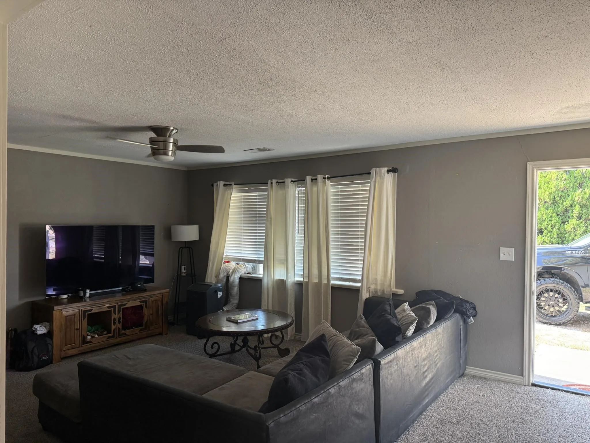 Single Family Residence For Sale in Parker County , 608 Beverly Drive, Willow Park, Texas 76008, 3 Bedrooms, 2 Bathrooms, Garage spaces, 2,040 Sqft, built in 1988, Price $280,000, mls#21225571, Real Estate Agent in Willow Park, Homes For Sale in Parker county, Homes For Sale in Willow Park, Realtor in Willow Park Texas, Real Estate Brokerage Independent Realty Texas, Luminita Cordes Realtor