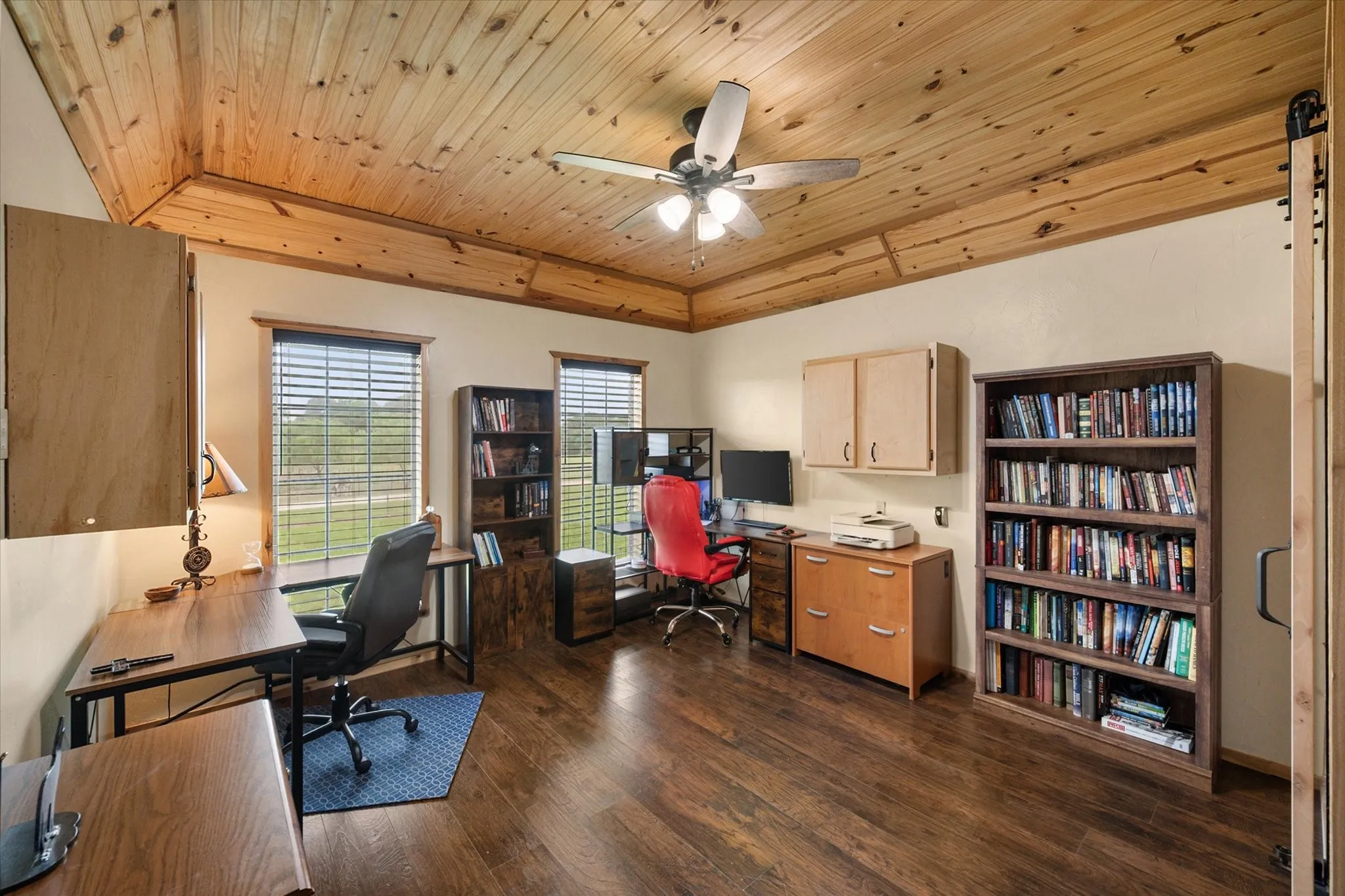 Single Family Residence For Sale in Navarro County , 130 SE County Road 3085, Corsicana, Texas 75109, 4 Bedroom, 3 Bathroom, 2 Garage spaces, 2,699 Sqft, built in 2019, Preowned, Price $539,000, mls#21236226, Real Estate Agent in Corsicana, Homes For Sale in Navarro county, Homes For Sale in Corsicana, Realtor in Corsicana Texas, Real Estate Brokerage Independent Realty Texas, Luminita Cordes Realtor