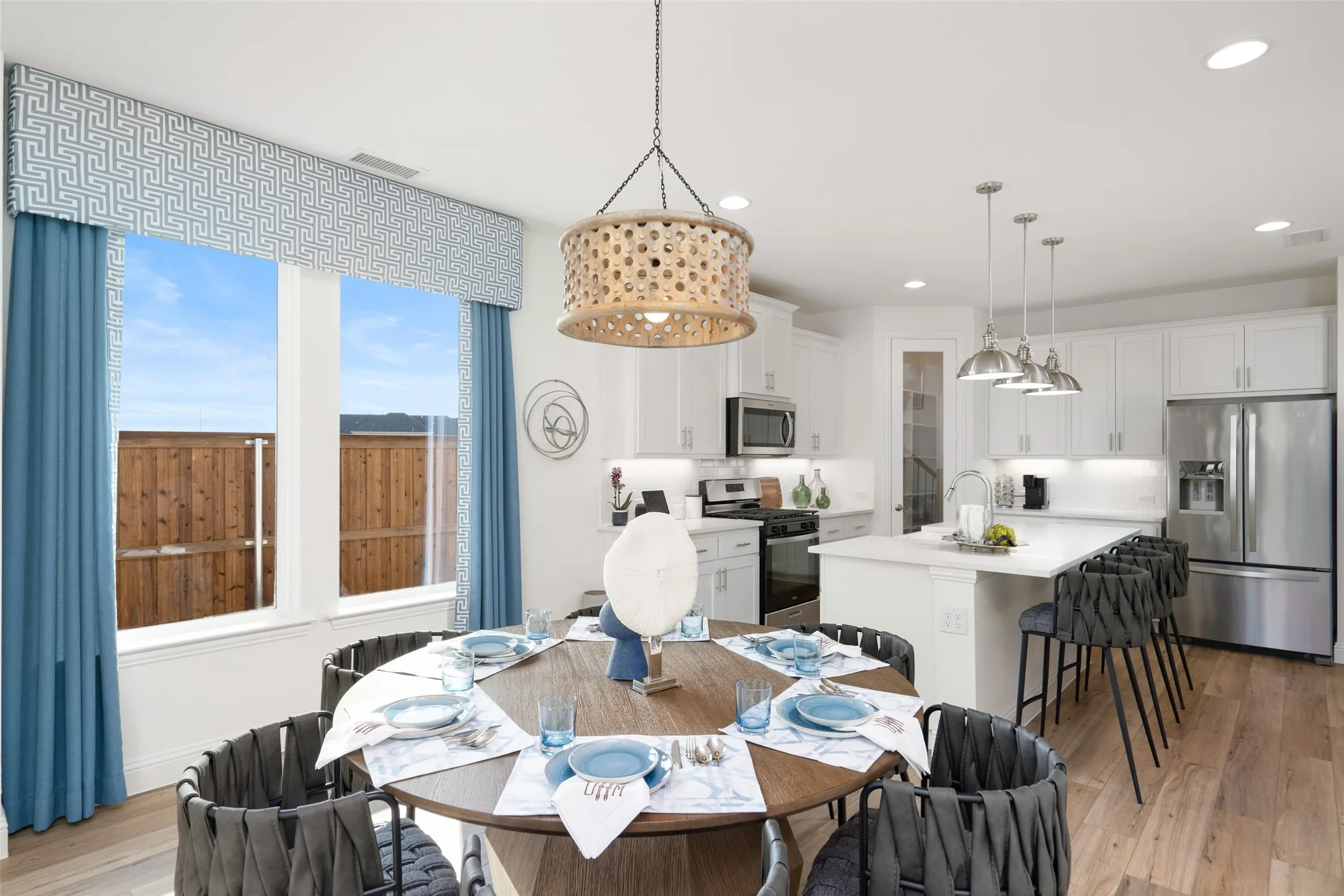 Single Family Residence For Sale in Wise County , 117 Pintail Lane, Rhome, Texas 76078, 4 Bedroom, 4 Bathroom, 2 Garage spaces, 2,588 Sqft, built in 2022, New Construction - Complete, mls#21245335, Real Estate Agent in Rhome, Homes For Sale in Wise county, Homes For Sale in Rhome, Realtor in Rhome Texas, Real Estate Brokerage Independent Realty Texas, Luminita Cordes Realtor