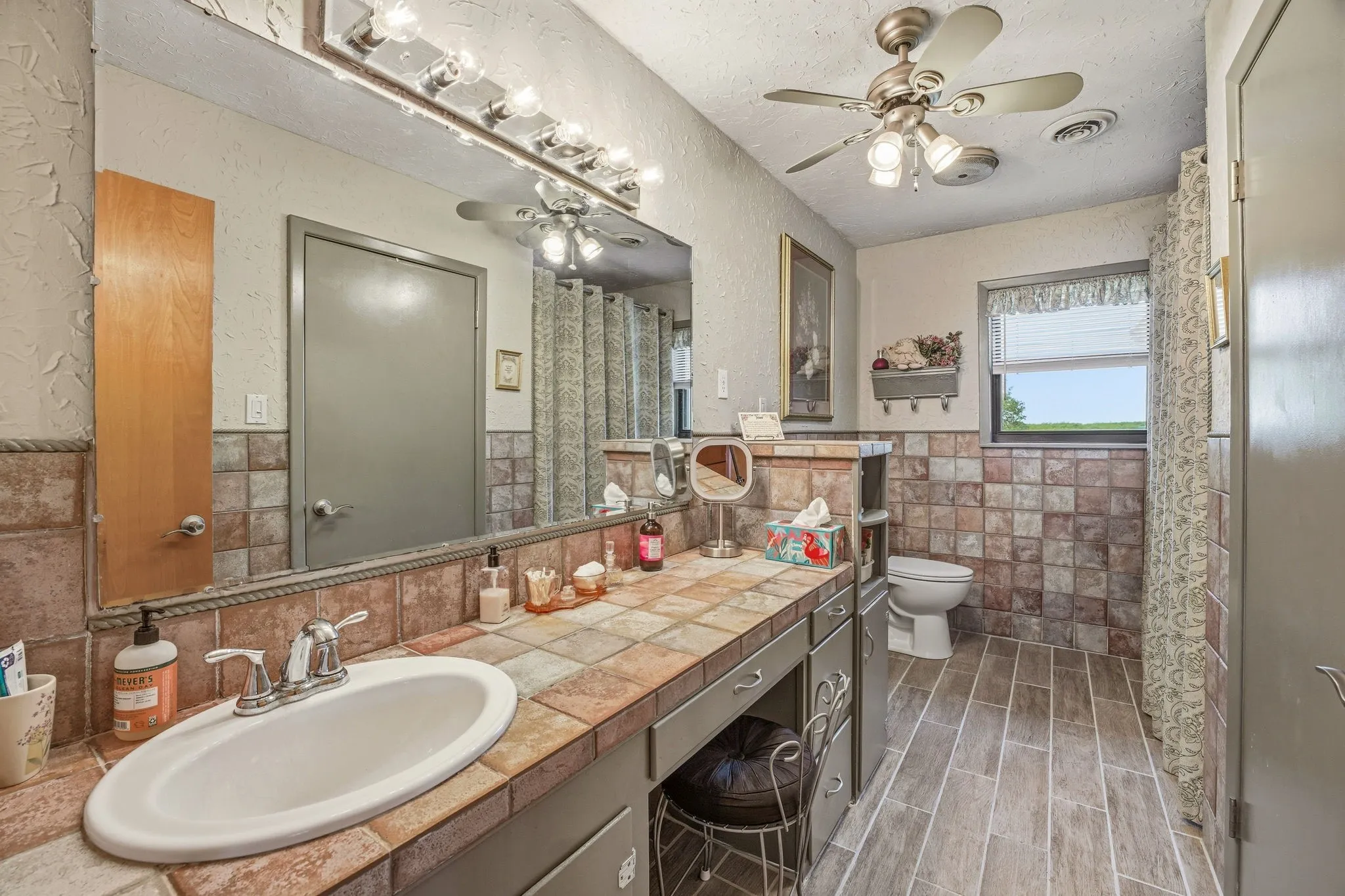 Farm For Sale in Comanche County , 3480 Fm 1496, Dublin, Texas 76446, 3 Bedroom, 2 Bathroom, Garage spaces, 1,974 Sqft, built in 1962, mls#21244956, Real Estate Agent in Dublin, Homes For Sale in Comanche county, Homes For Sale in Dublin, Realtor in Dublin Texas, Real Estate Brokerage Independent Realty Texas, Luminita Cordes Realtor