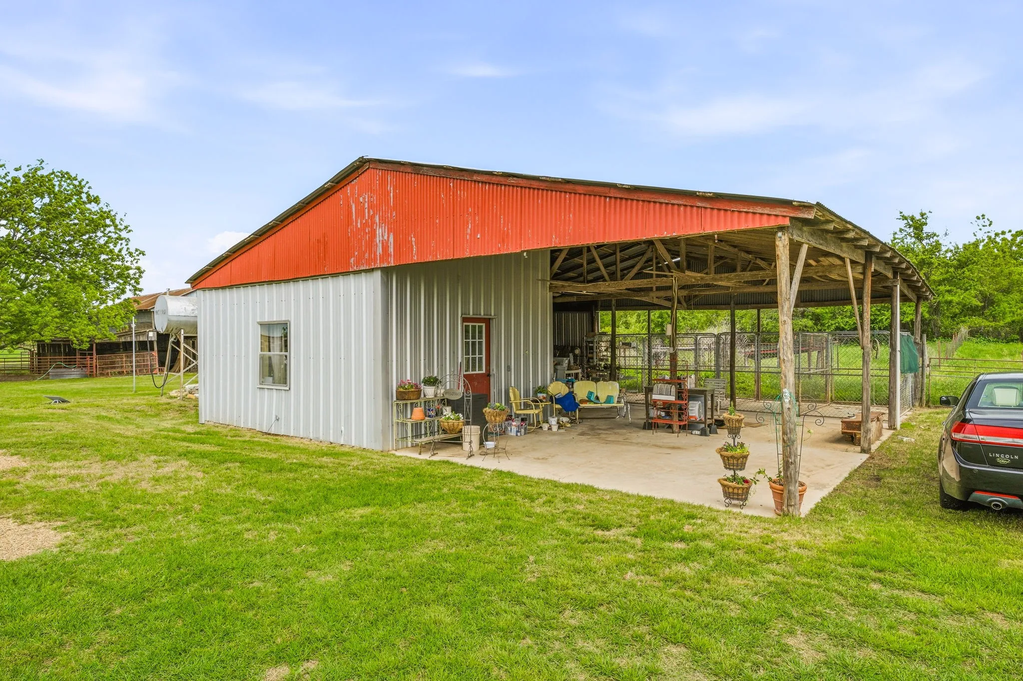Farm For Sale in Comanche County , 3480 Fm 1496, Dublin, Texas 76446, 3 Bedroom, 2 Bathroom, Garage spaces, 1,974 Sqft, built in 1962, mls#21244956, Real Estate Agent in Dublin, Homes For Sale in Comanche county, Homes For Sale in Dublin, Realtor in Dublin Texas, Real Estate Brokerage Independent Realty Texas, Luminita Cordes Realtor
