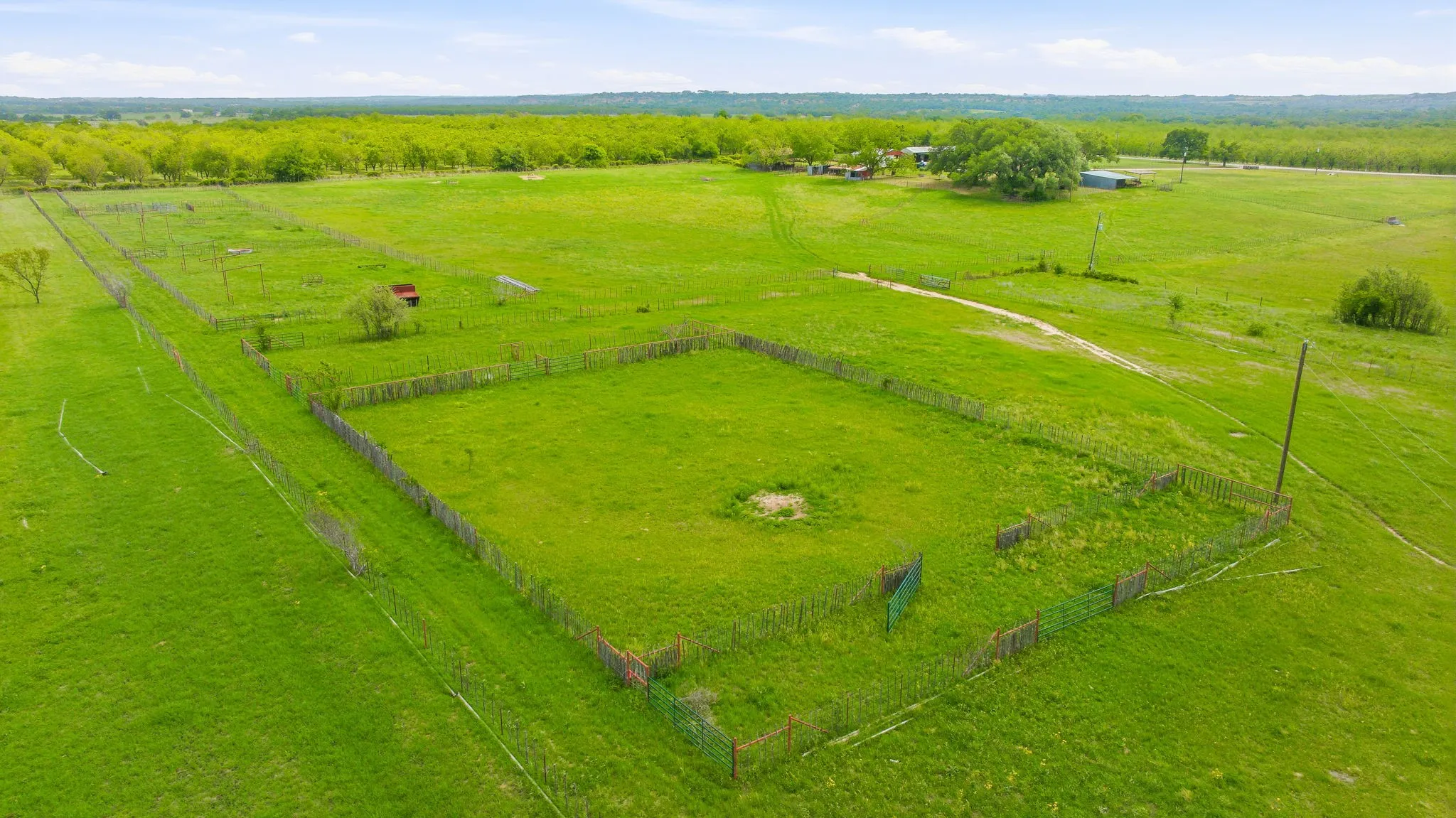 Farm For Sale in Comanche County , 3480 Fm 1496, Dublin, Texas 76446, 3 Bedroom, 2 Bathroom, Garage spaces, 1,974 Sqft, built in 1962, mls#21244956, Real Estate Agent in Dublin, Homes For Sale in Comanche county, Homes For Sale in Dublin, Realtor in Dublin Texas, Real Estate Brokerage Independent Realty Texas, Luminita Cordes Realtor