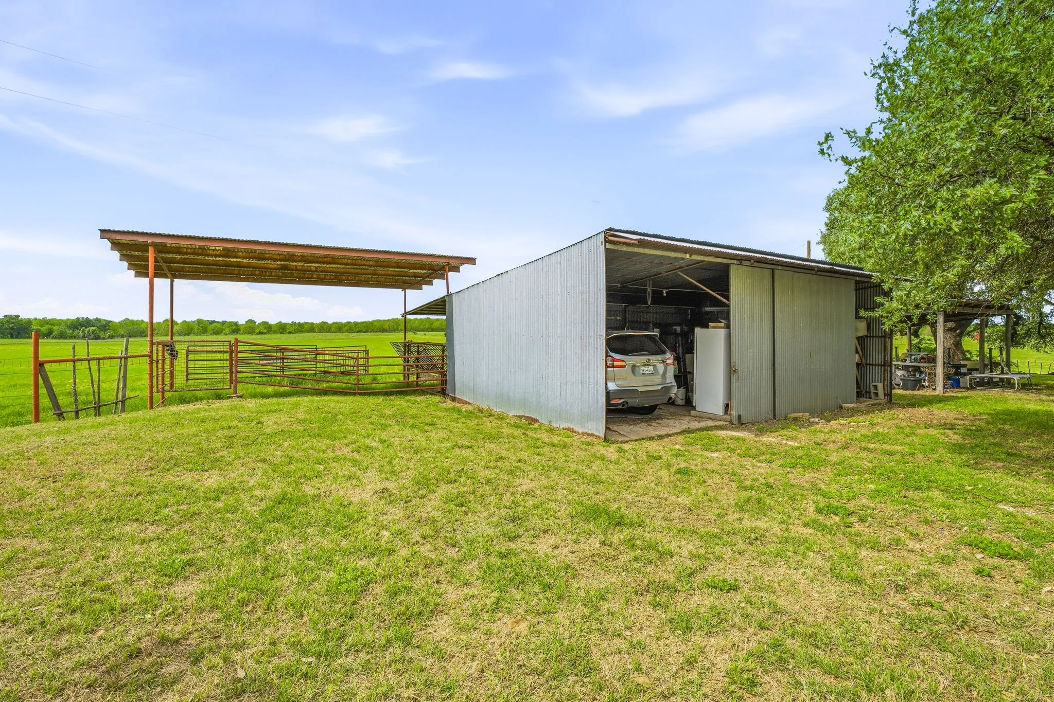 Farm For Sale in Comanche County , 3480 Fm 1496, Dublin, Texas 76446, 3 Bedroom, 2 Bathroom, Garage spaces, 1,974 Sqft, built in 1962, mls#21244956, Real Estate Agent in Dublin, Homes For Sale in Comanche county, Homes For Sale in Dublin, Realtor in Dublin Texas, Real Estate Brokerage Independent Realty Texas, Luminita Cordes Realtor