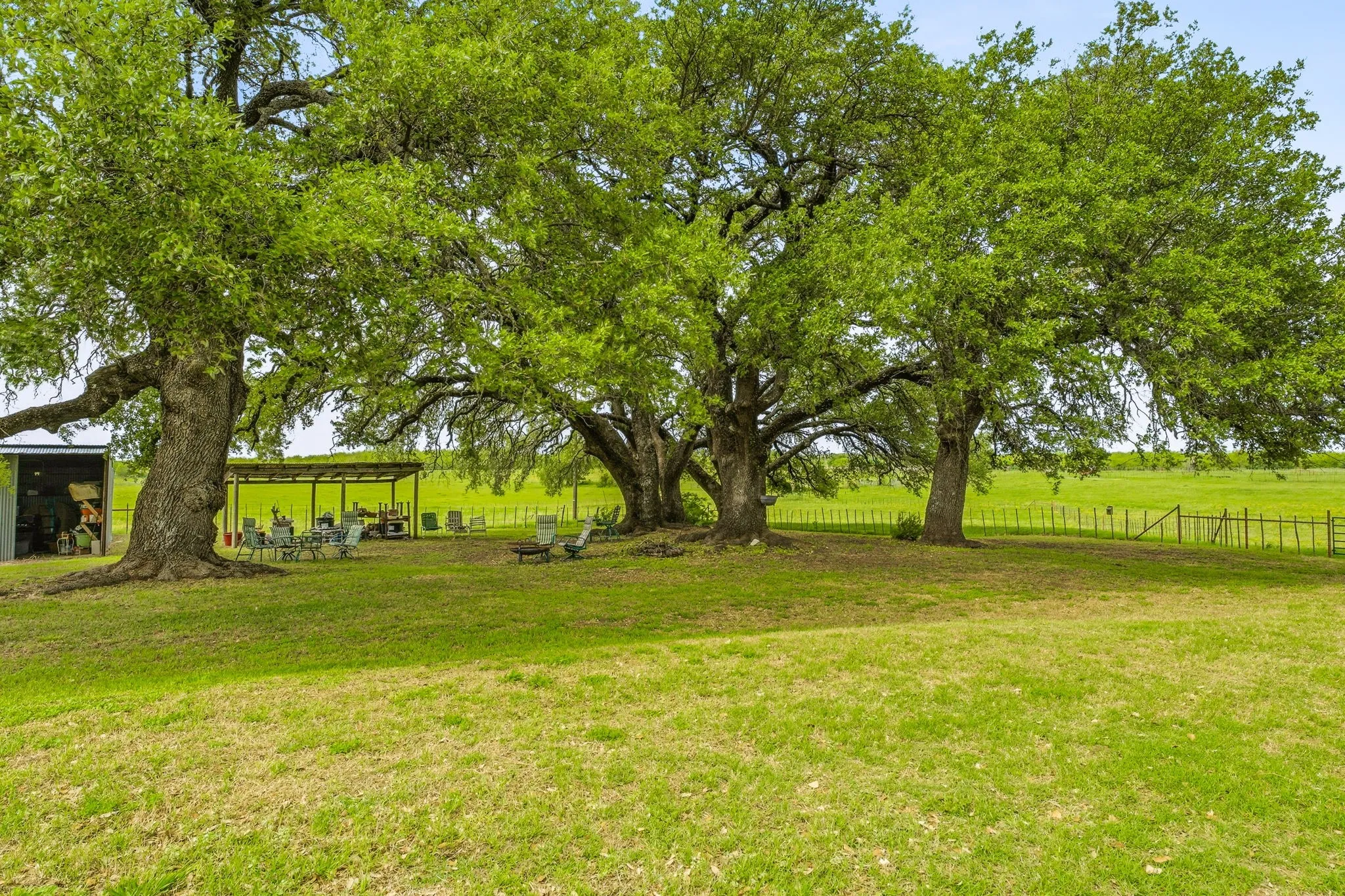 Farm For Sale in Comanche County , 3480 Fm 1496, Dublin, Texas 76446, 3 Bedroom, 2 Bathroom, Garage spaces, 1,974 Sqft, built in 1962, mls#21244956, Real Estate Agent in Dublin, Homes For Sale in Comanche county, Homes For Sale in Dublin, Realtor in Dublin Texas, Real Estate Brokerage Independent Realty Texas, Luminita Cordes Realtor