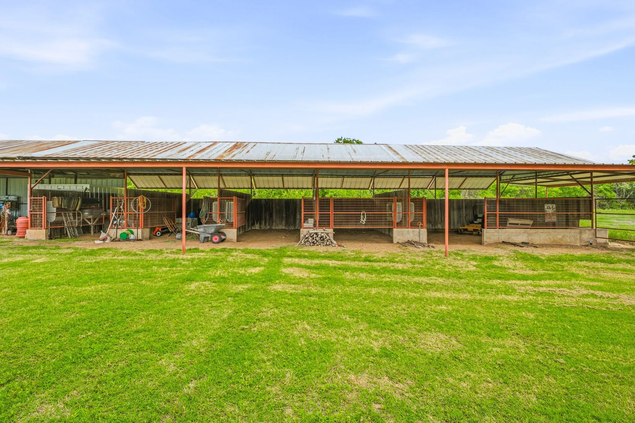 Farm For Sale in Comanche County , 3480 Fm 1496, Dublin, Texas 76446, 3 Bedroom, 2 Bathroom, Garage spaces, 1,974 Sqft, built in 1962, mls#21244956, Real Estate Agent in Dublin, Homes For Sale in Comanche county, Homes For Sale in Dublin, Realtor in Dublin Texas, Real Estate Brokerage Independent Realty Texas, Luminita Cordes Realtor