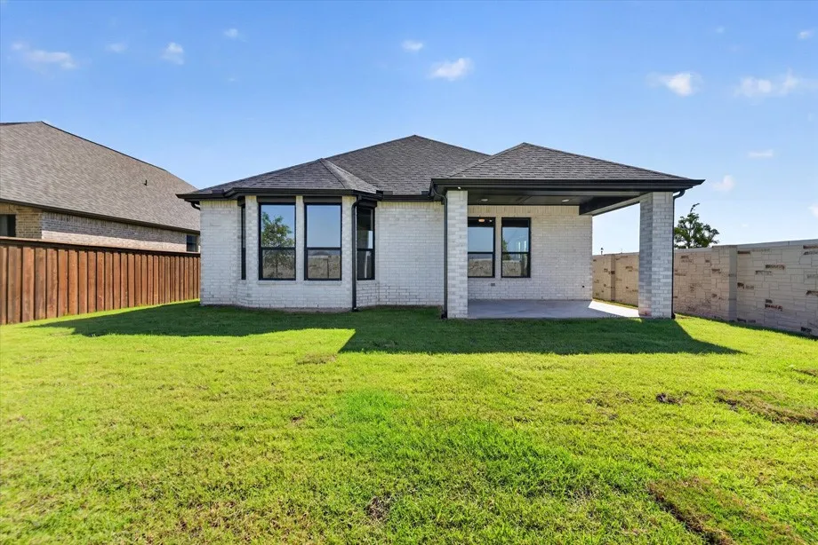 Single Family Residence For Sale in Collin County , 8409 Donaho Trail, Mc Kinney, Texas 75071, 3 Bedroom, 3 Bathroom, 2 Garage spaces, 1,944 Sqft, built in 2026, New Construction - Incomplete, mls#21244893, Real Estate Agent in Mc Kinney, Homes For Sale in Collin county, Homes For Sale in Mc Kinney, Realtor in Mc Kinney Texas, Real Estate Brokerage Independent Realty Texas, Luminita Cordes Realtor