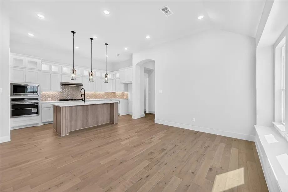 Single Family Residence For Sale in Collin County , 8409 Donaho Trail, Mc Kinney, Texas 75071, 3 Bedroom, 3 Bathroom, 2 Garage spaces, 1,944 Sqft, built in 2026, New Construction - Incomplete, mls#21244893, Real Estate Agent in Mc Kinney, Homes For Sale in Collin county, Homes For Sale in Mc Kinney, Realtor in Mc Kinney Texas, Real Estate Brokerage Independent Realty Texas, Luminita Cordes Realtor