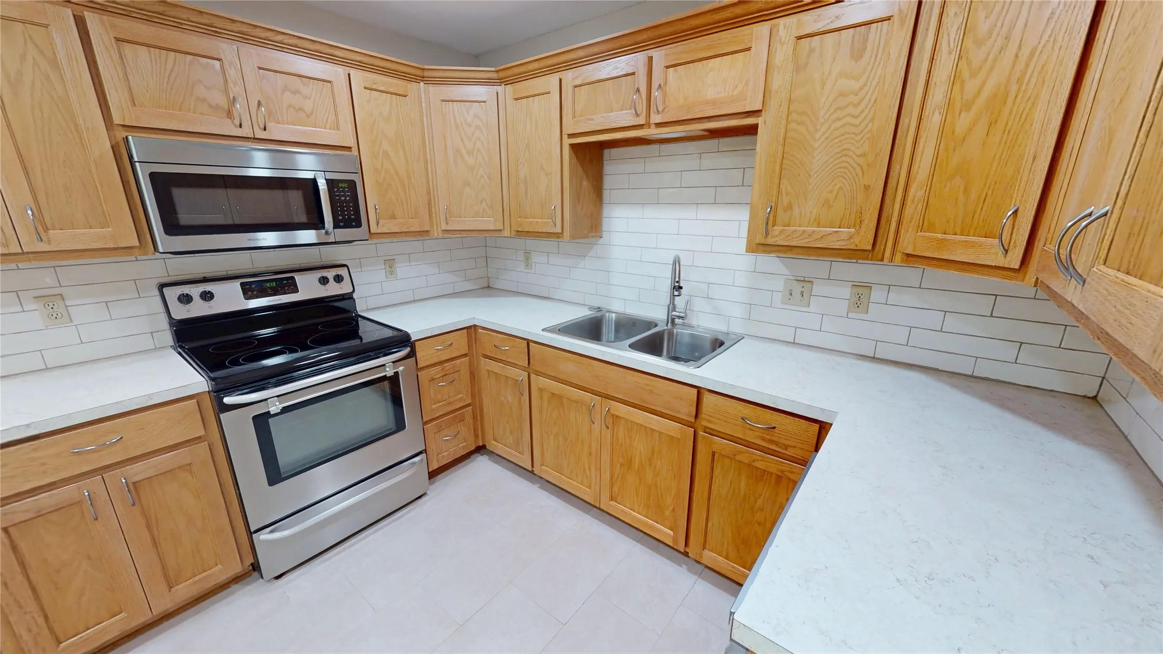Duplex For Sale in Grayson County , 2413 N Lockhart Street, Sherman, Texas 75092, 4 Bedroom, 2 Bathroom, 2 Garage spaces, 0 Sqft, built in 1966, Preowned, mls#21244815, Real Estate Agent in Sherman, Homes For Sale in Grayson county, Homes For Sale in Sherman, Realtor in Sherman Texas, Real Estate Brokerage Independent Realty Texas, Luminita Cordes Realtor