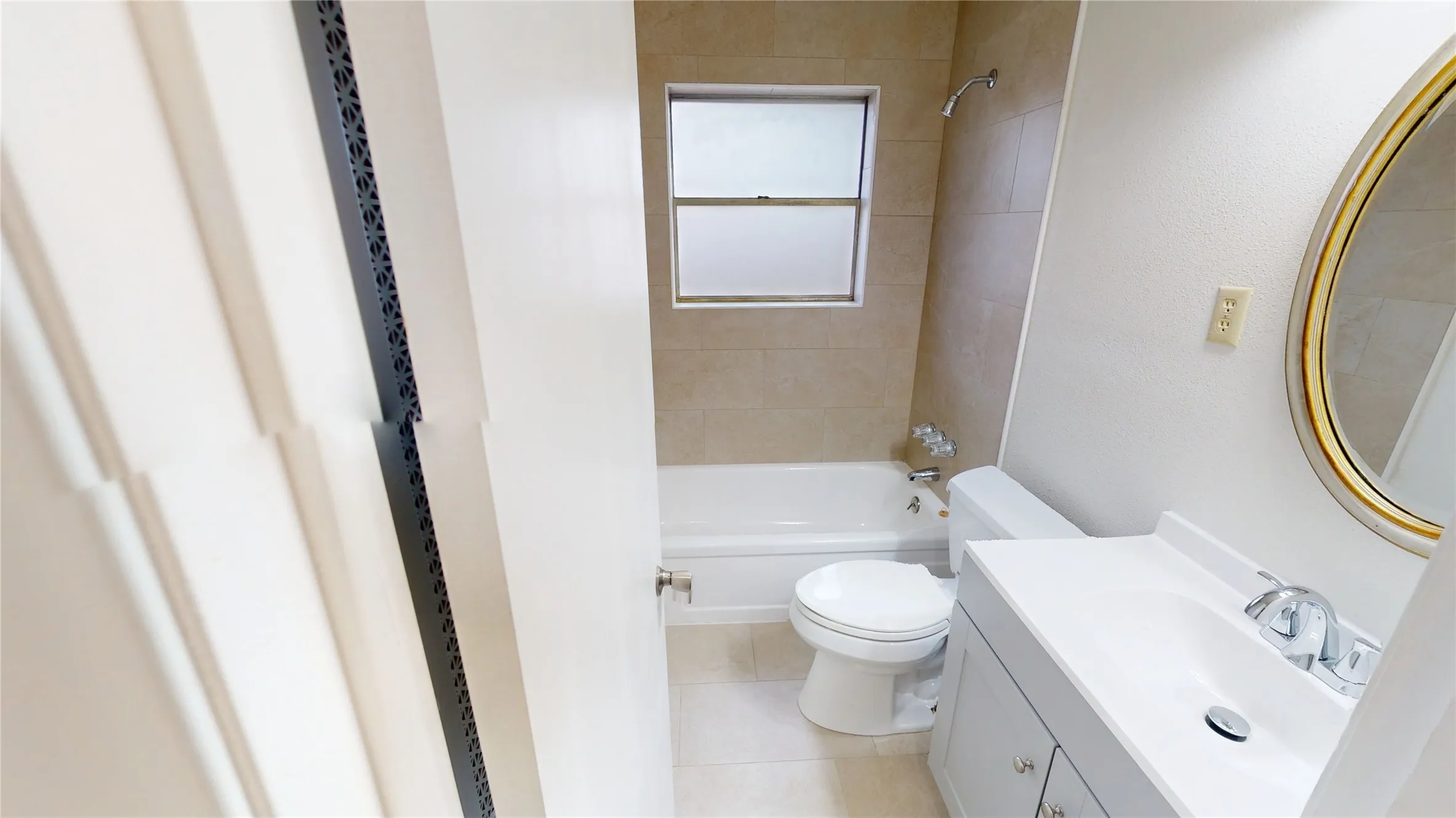 2413 Bathroom