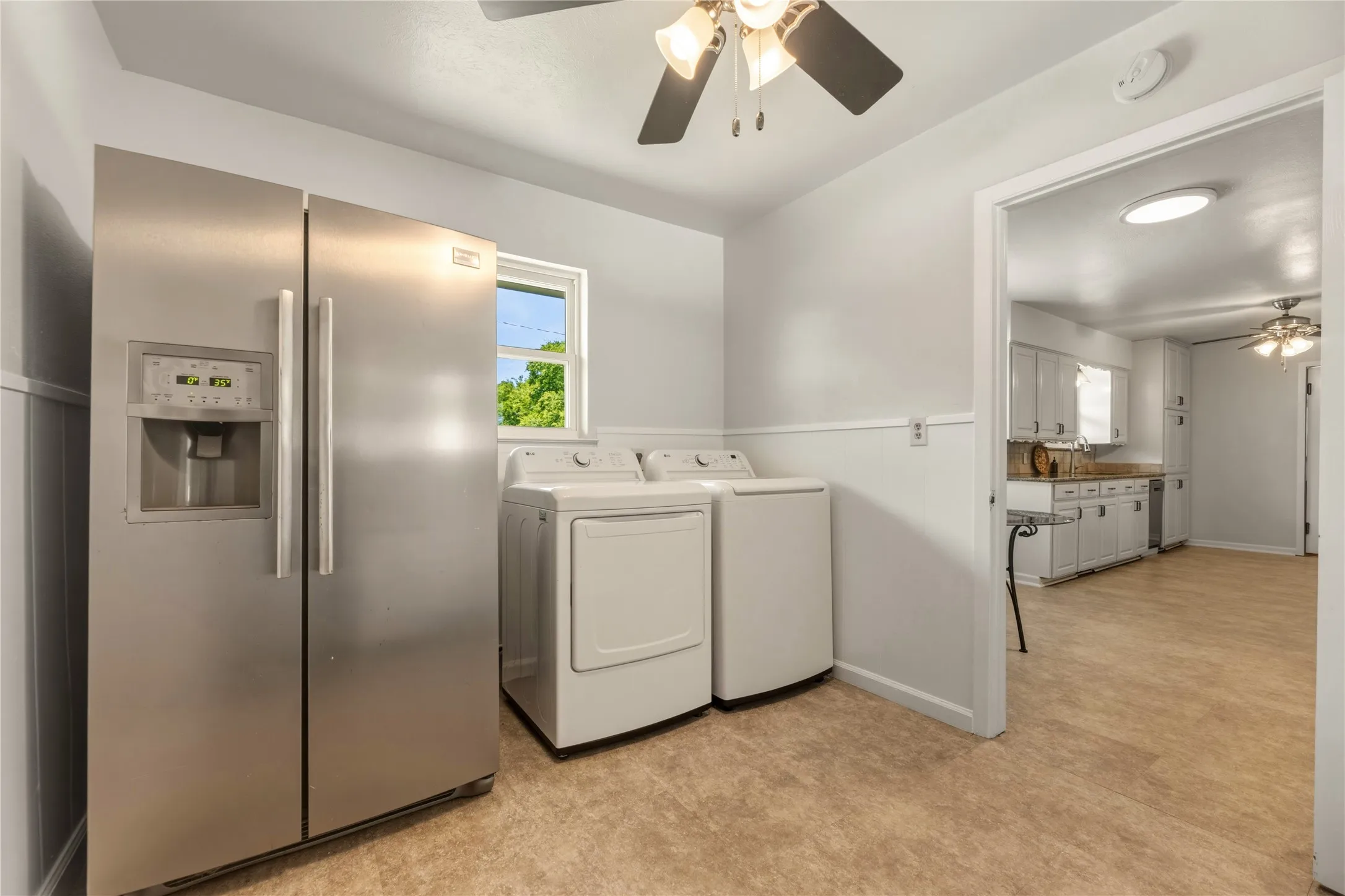 Single Family Residence For Sale in Denton County , 535 Degan Avenue, Lewisville, Texas 75057, 3 Bedroom, 2 Bathroom, 2 Garage spaces, 2,635 Sqft, built in 1962, Preowned, mls#21238979, Real Estate Agent in Lewisville, Homes For Sale in Denton county, Homes For Sale in Lewisville, Realtor in Lewisville Texas, Real Estate Brokerage Independent Realty Texas, Luminita Cordes Realtor