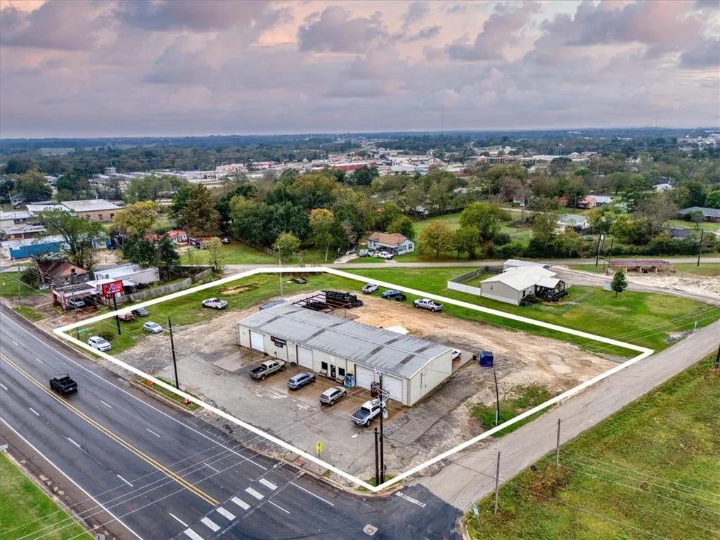 Business For Sale in Freestone County , 141 N Fairway, Fairfield, Texas 75840, 0, 0, Garage spaces, 0 Sqft, built in 2003, Preowned, Price $1,450,000, mls#21245370, Real Estate Agent in Fairfield, Homes For Sale in Freestone county, Homes For Sale in Fairfield, Realtor in Fairfield Texas, Real Estate Brokerage Independent Realty Texas, Luminita Cordes Realtor
