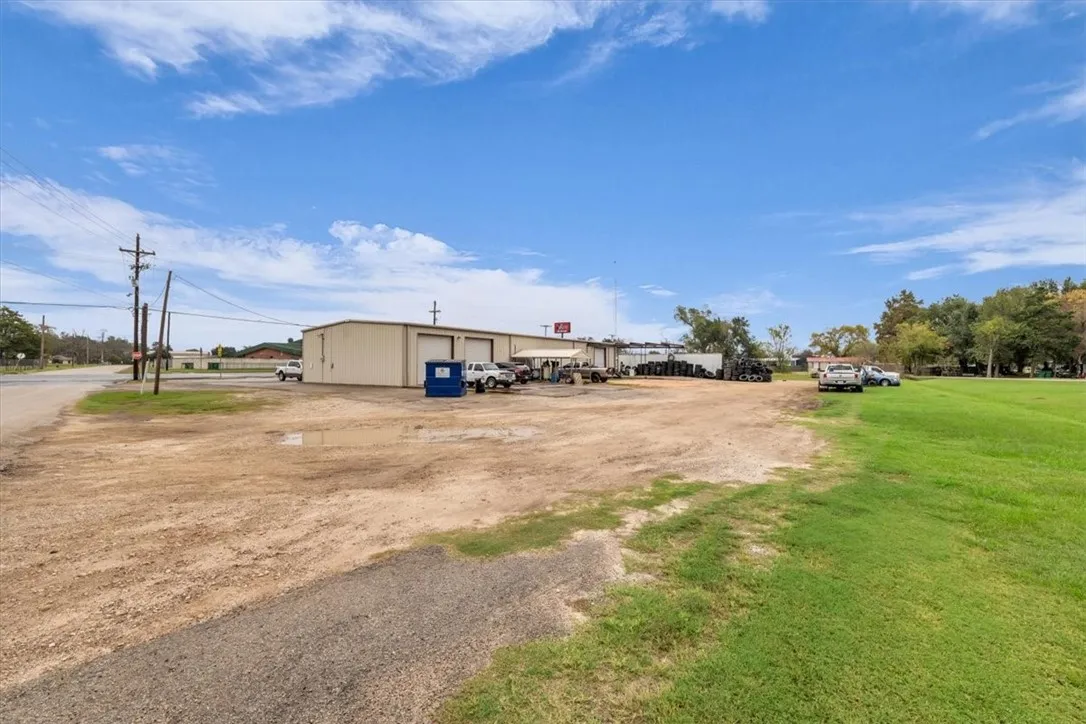 Large lot with room to expand.