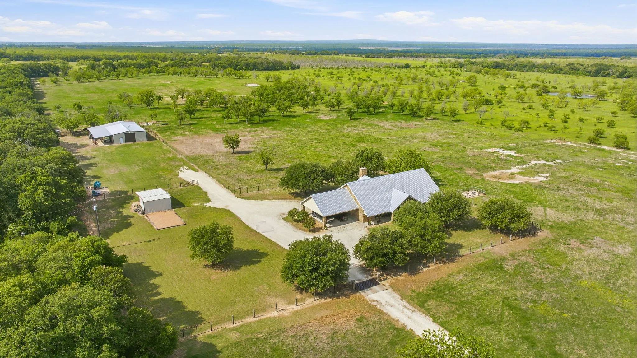 Farm For Sale in Comanche County , 2548 Fm 1496, Dublin, Texas 76446, 4 Bedroom, 3 Bathroom, Garage spaces, 2,828 Sqft, built in 2007, mls#21245026, Real Estate Agent in Dublin, Homes For Sale in Comanche county, Homes For Sale in Dublin, Realtor in Dublin Texas, Real Estate Brokerage Independent Realty Texas, Luminita Cordes Realtor