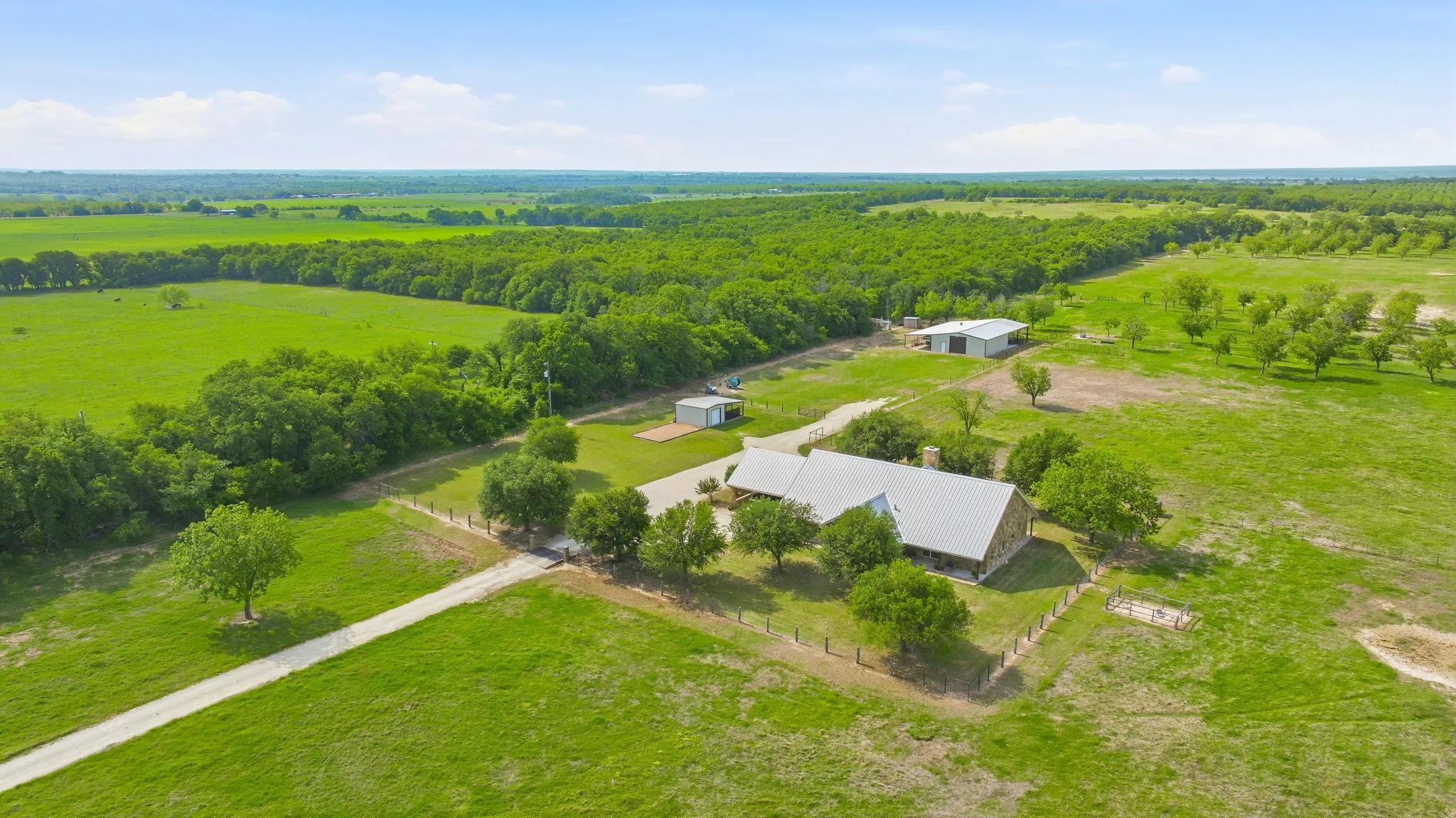 Farm For Sale in Comanche County , 2548 Fm 1496, Dublin, Texas 76446, 4 Bedroom, 3 Bathroom, Garage spaces, 2,828 Sqft, built in 2007, mls#21245026, Real Estate Agent in Dublin, Homes For Sale in Comanche county, Homes For Sale in Dublin, Realtor in Dublin Texas, Real Estate Brokerage Independent Realty Texas, Luminita Cordes Realtor