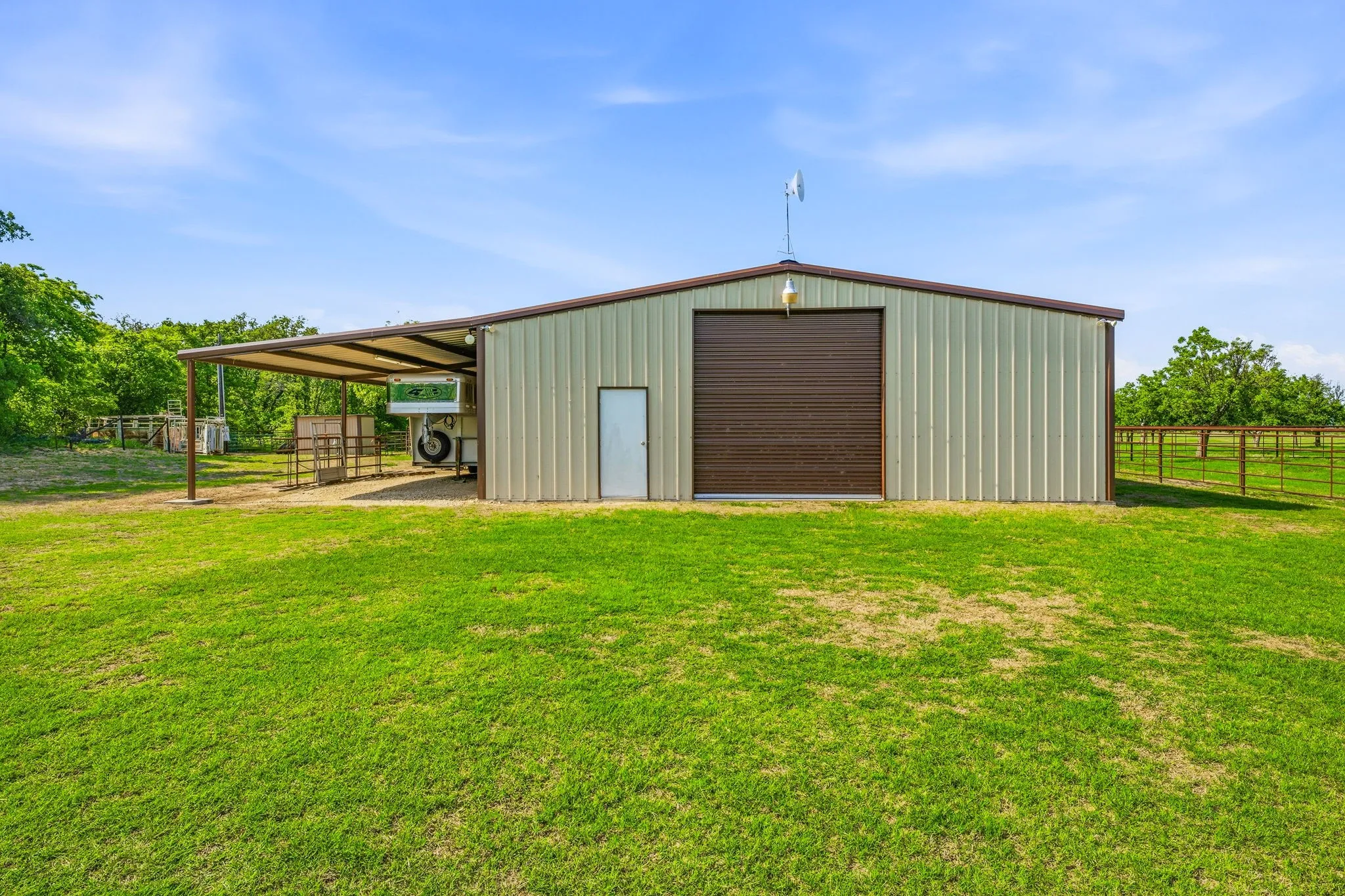 Farm For Sale in Comanche County , 2548 Fm 1496, Dublin, Texas 76446, 4 Bedroom, 3 Bathroom, Garage spaces, 2,828 Sqft, built in 2007, mls#21245026, Real Estate Agent in Dublin, Homes For Sale in Comanche county, Homes For Sale in Dublin, Realtor in Dublin Texas, Real Estate Brokerage Independent Realty Texas, Luminita Cordes Realtor