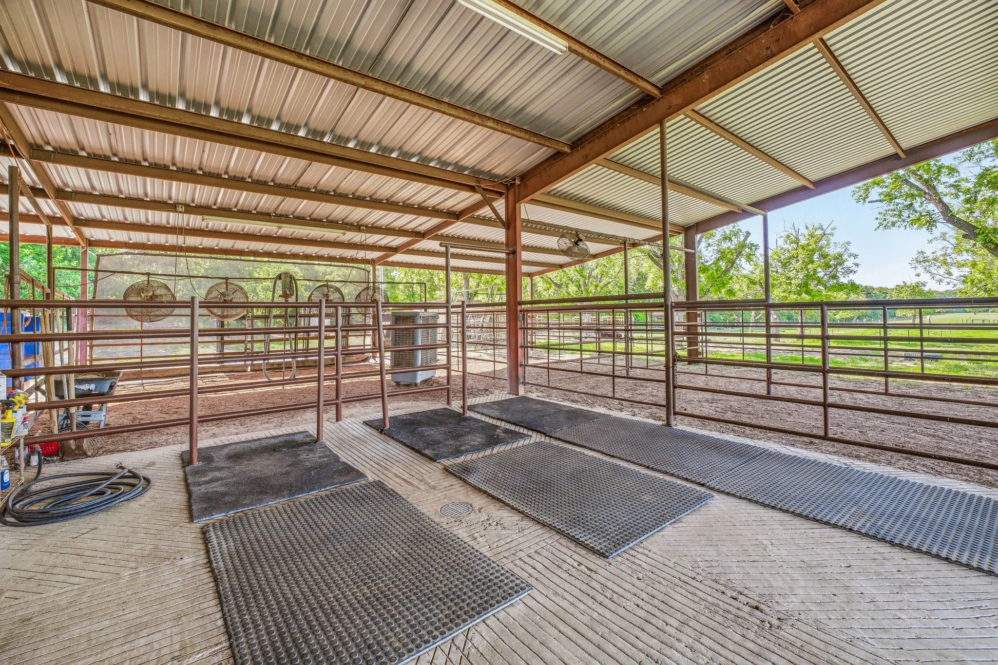 Farm For Sale in Comanche County , 2548 Fm 1496, Dublin, Texas 76446, 4 Bedroom, 3 Bathroom, Garage spaces, 2,828 Sqft, built in 2007, mls#21245026, Real Estate Agent in Dublin, Homes For Sale in Comanche county, Homes For Sale in Dublin, Realtor in Dublin Texas, Real Estate Brokerage Independent Realty Texas, Luminita Cordes Realtor