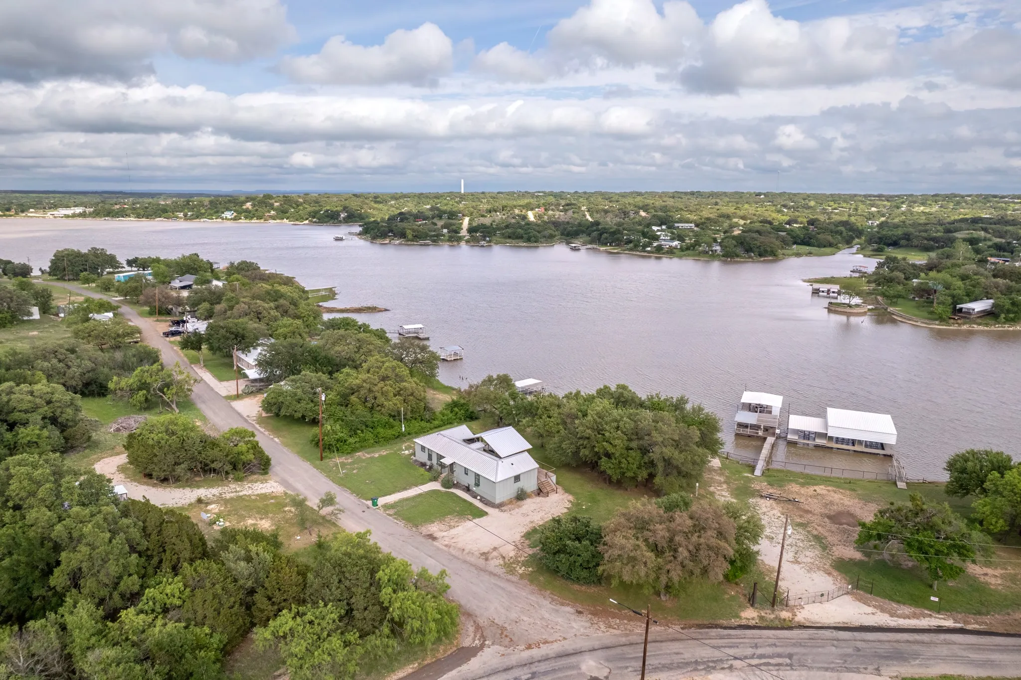 Single Family Residence For Sale in Brown County , 7950 County Road 550, Brownwood, Texas 76801, 3 Bedrooms, 2 Bathrooms, Garage spaces, 1,248 Sqft, built in 2023, Price $375,000, mls#21245406, Real Estate Agent in Brownwood, Homes For Sale in Brown county, Homes For Sale in Brownwood, Realtor in Brownwood Texas, Real Estate Brokerage Independent Realty Texas, Luminita Cordes Realtor